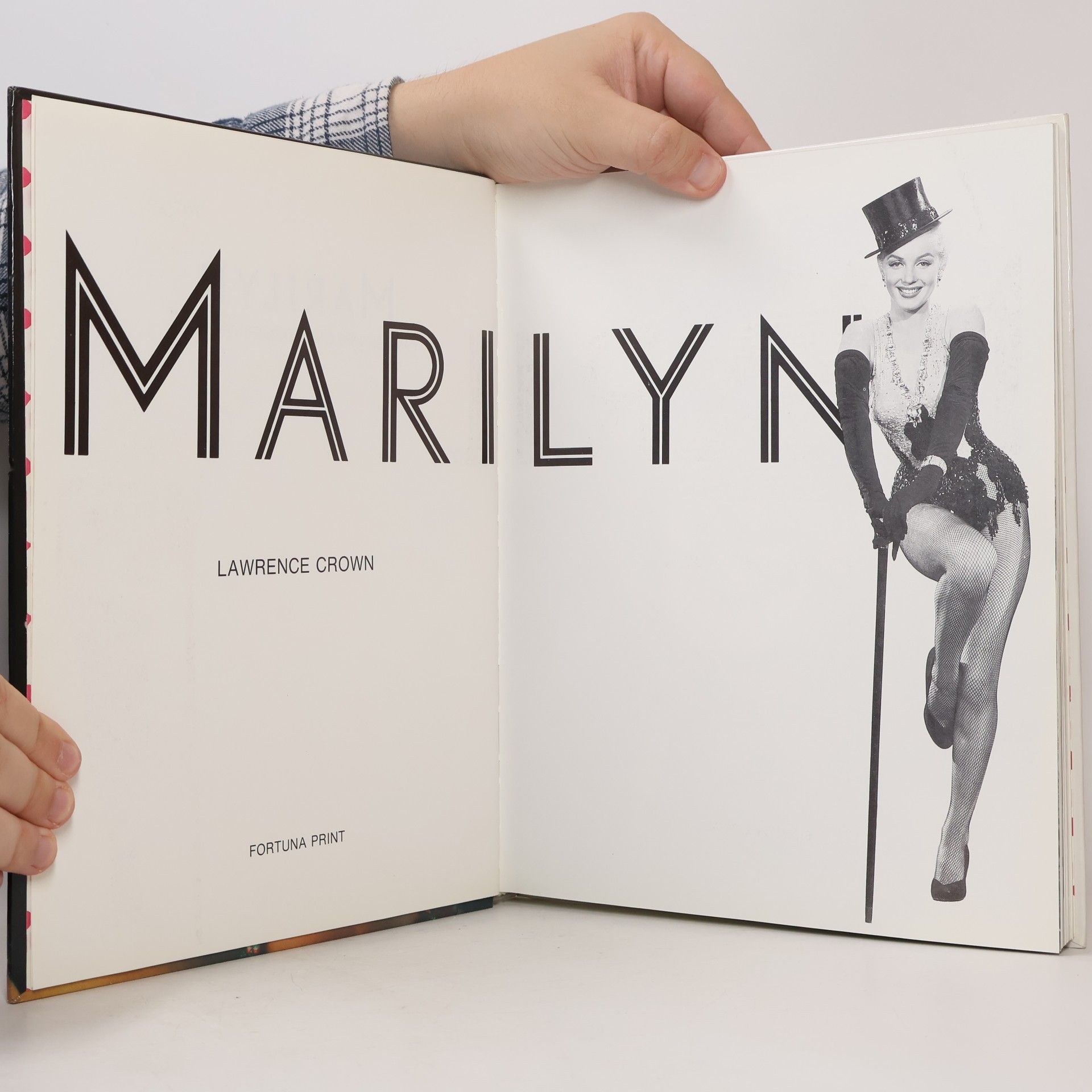 Lawrence Crown Marylin