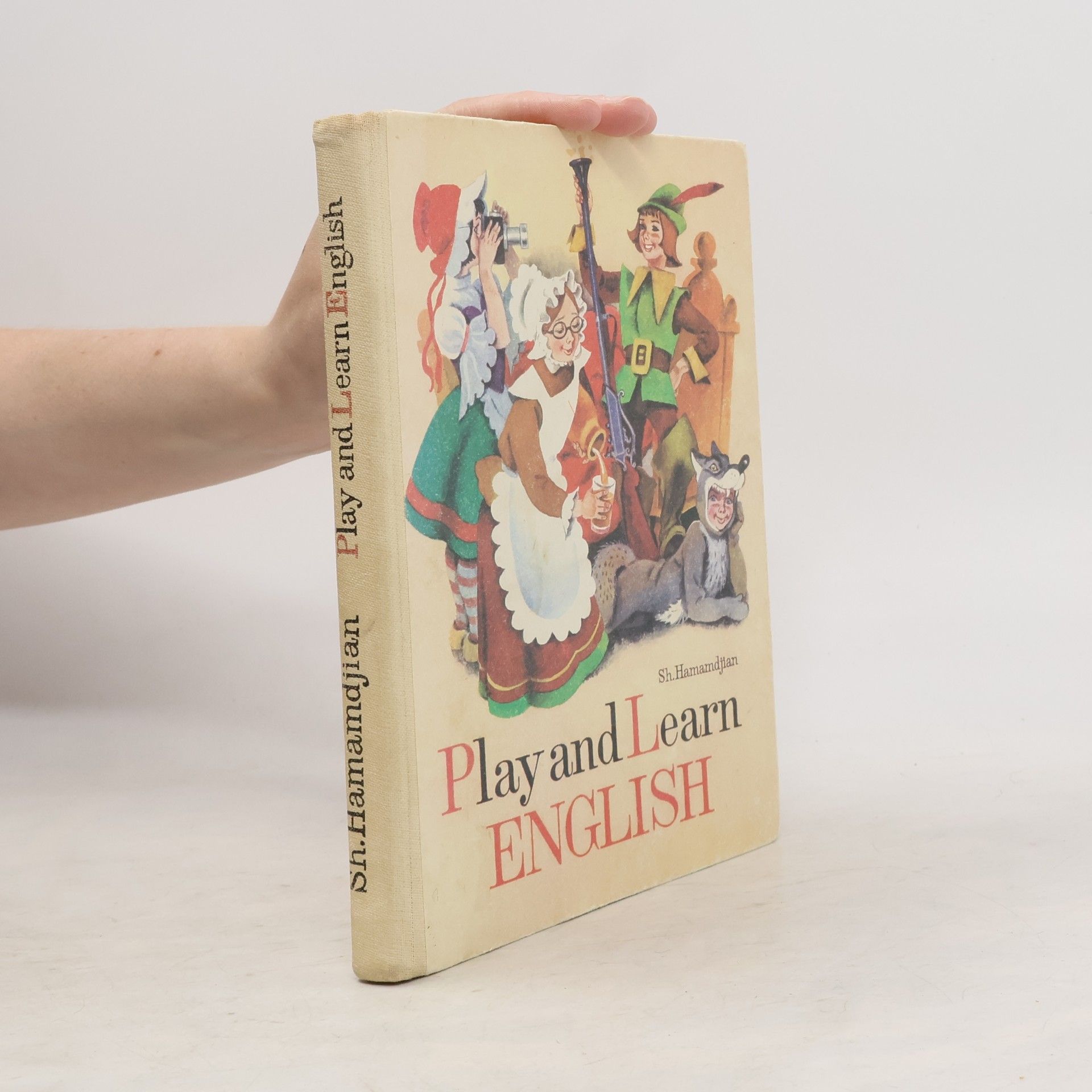 Sh. Hamarndjian Play and Learn English