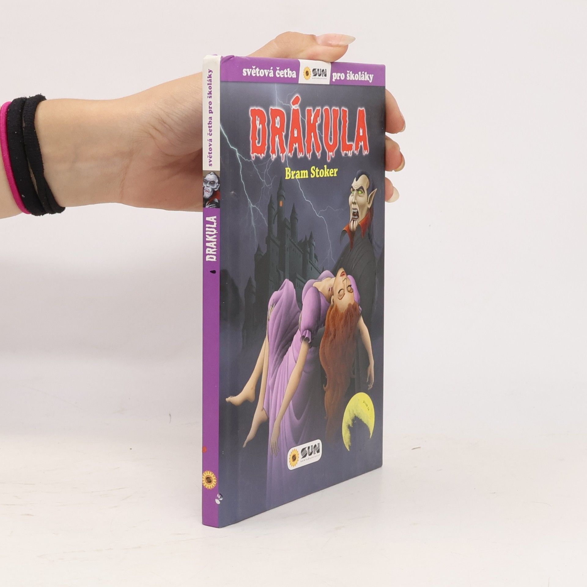 Bram Stoker Drákula (převyprávění)
