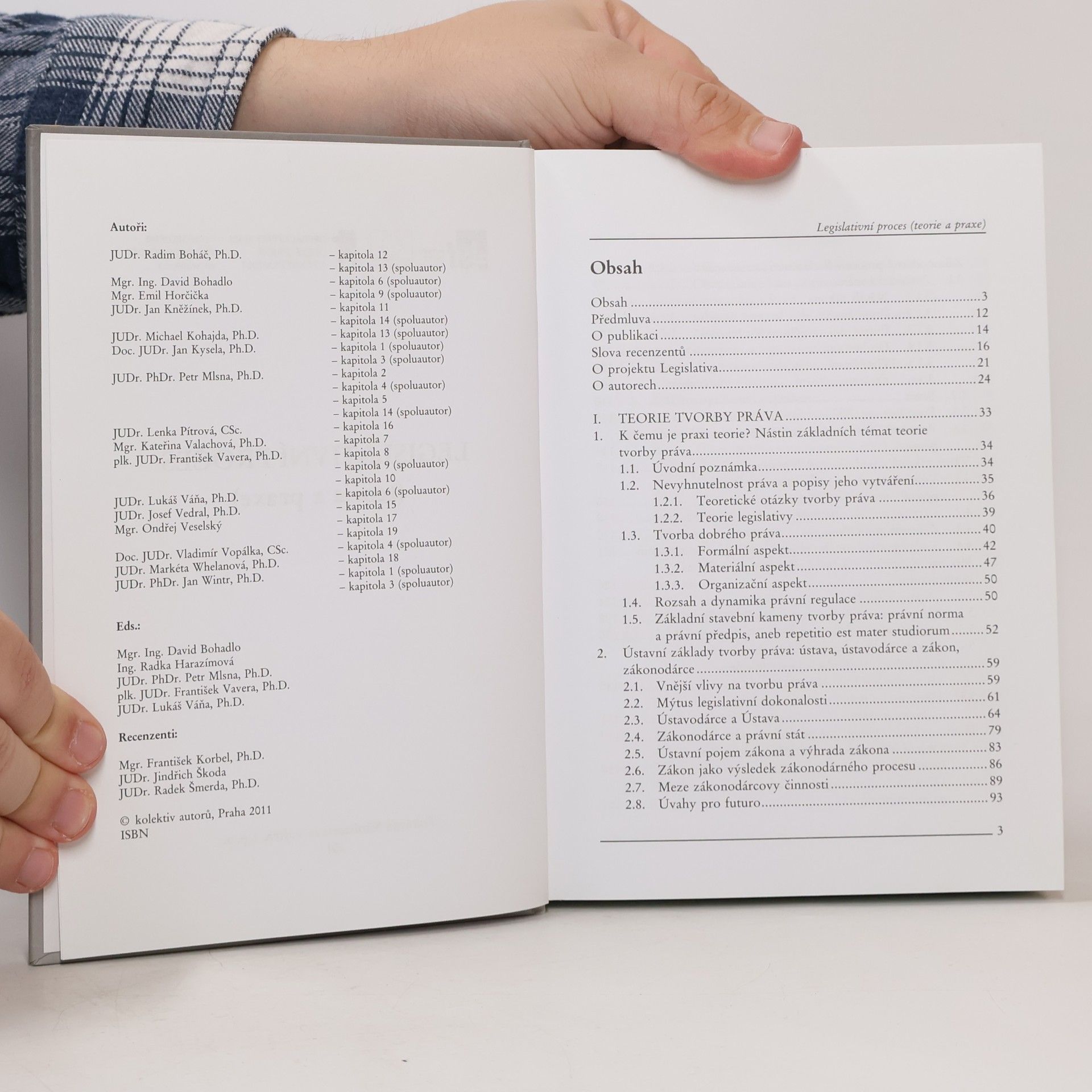 Autorenkollektiv Legislativní proces. Teorie a praxe