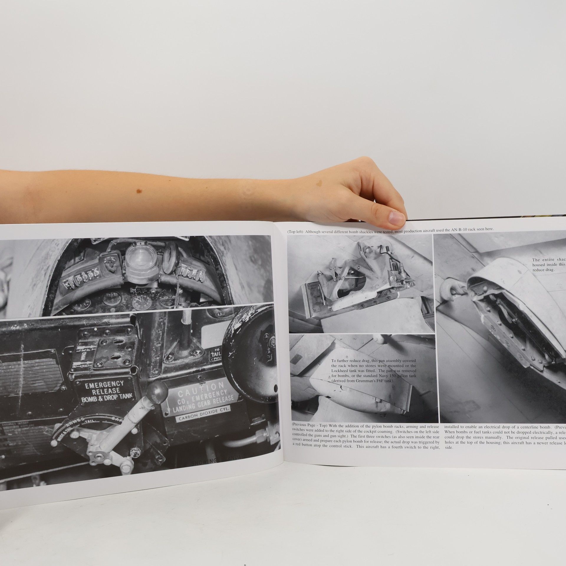 Dana Bell Aircraft Pictorial No. 8