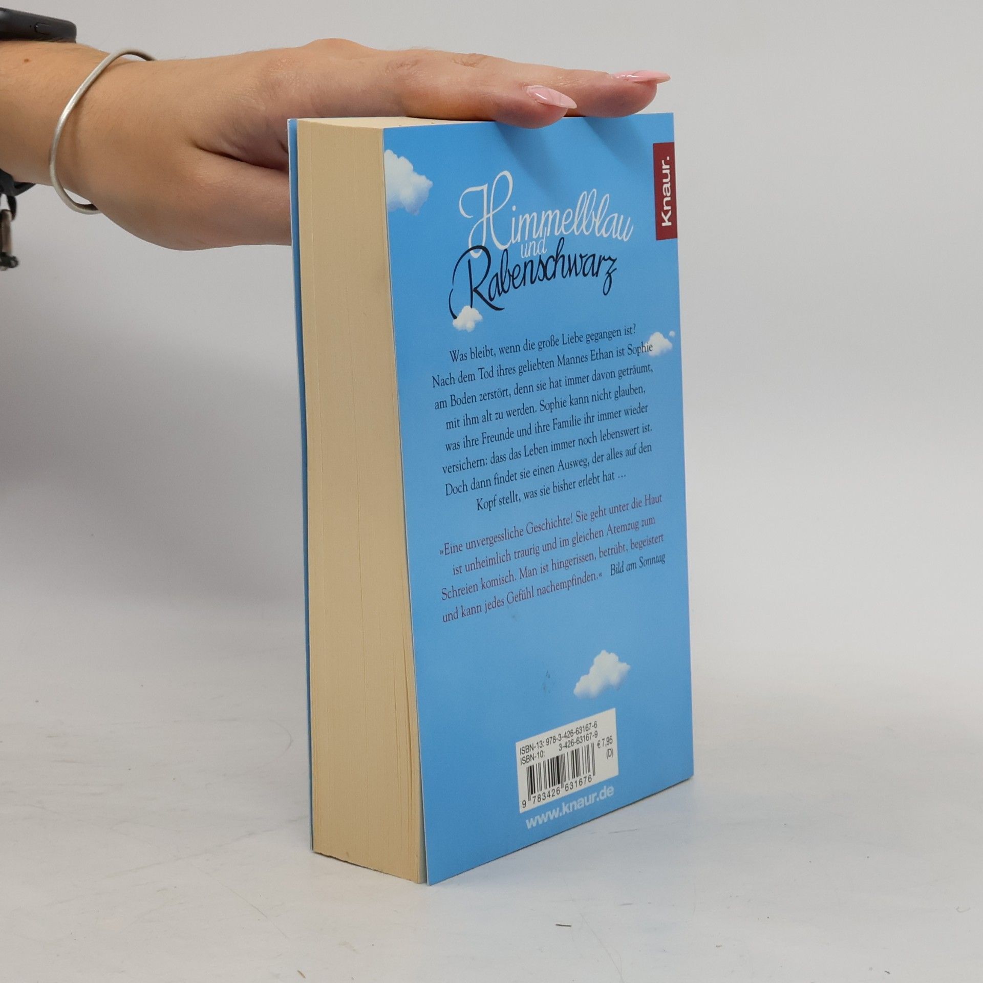 Lolly Winston Himmelblau und rabenschwarz