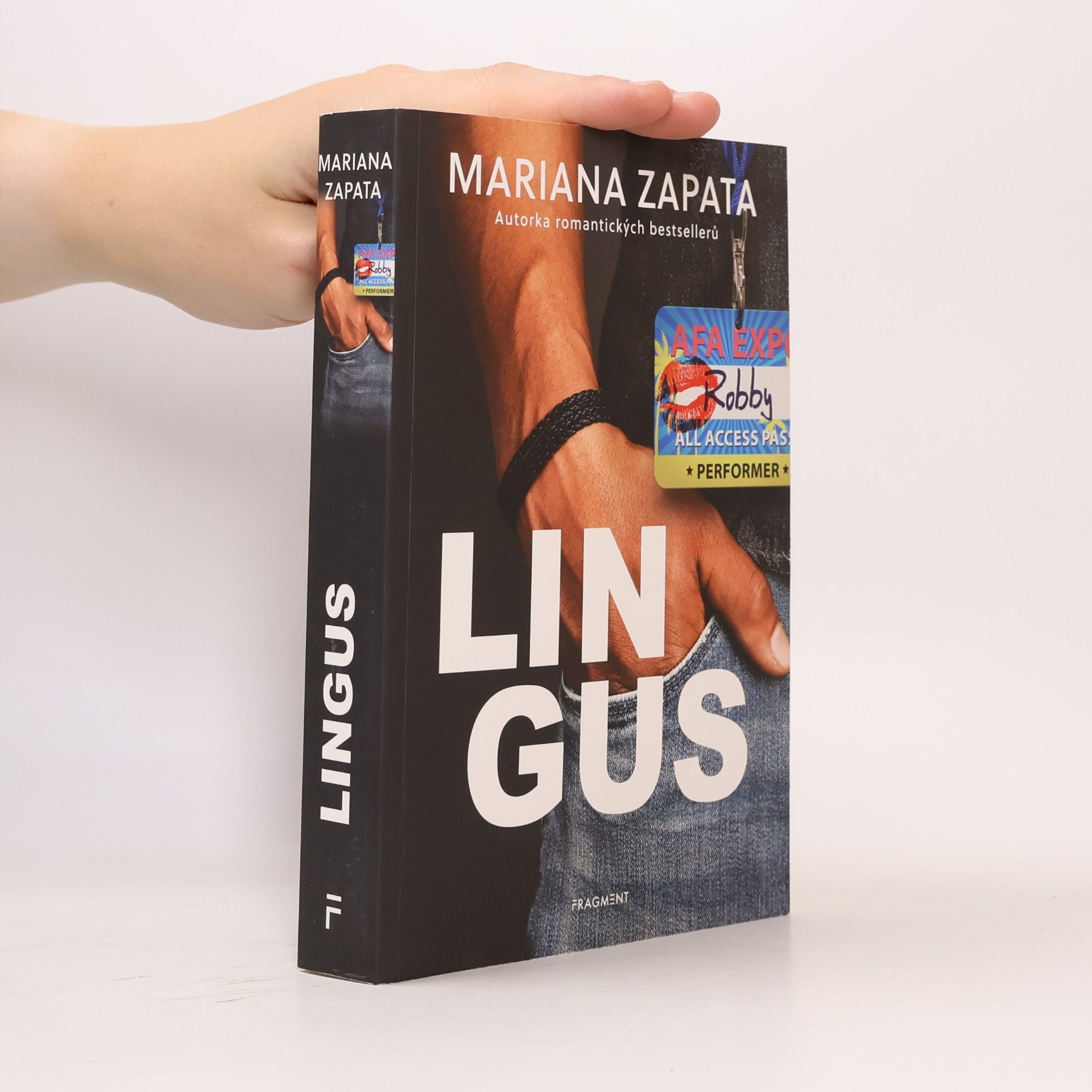 Mariana Zapata Lingus
