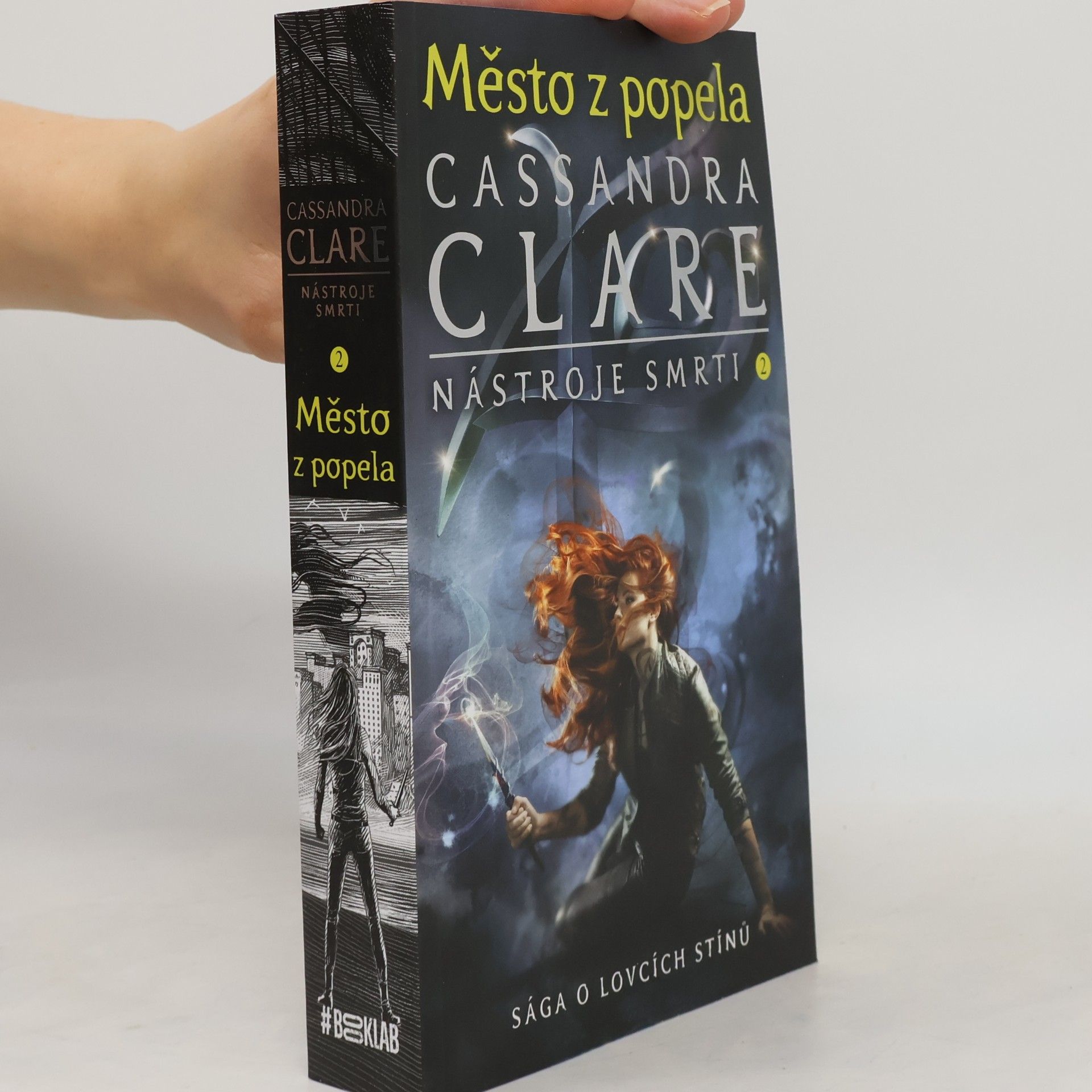 Cassandra Clare Nástroje smrti 2: Město z popela