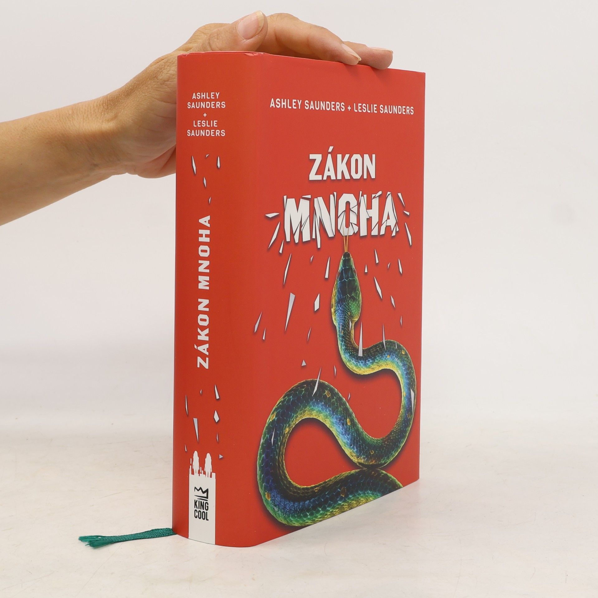 Leslie Saunders Zákon mnoha