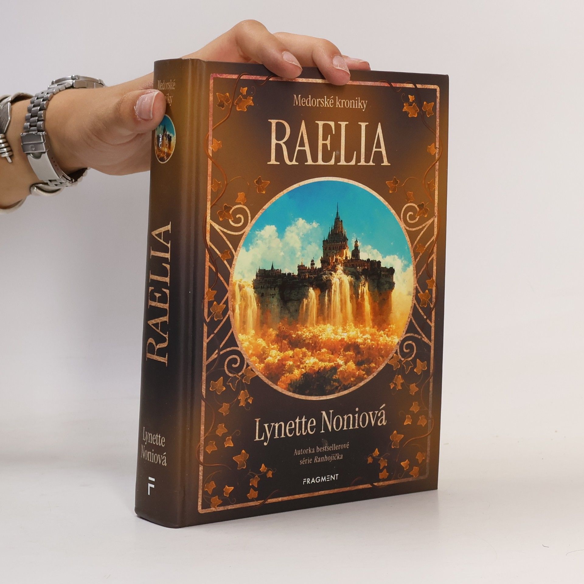 Raelia
