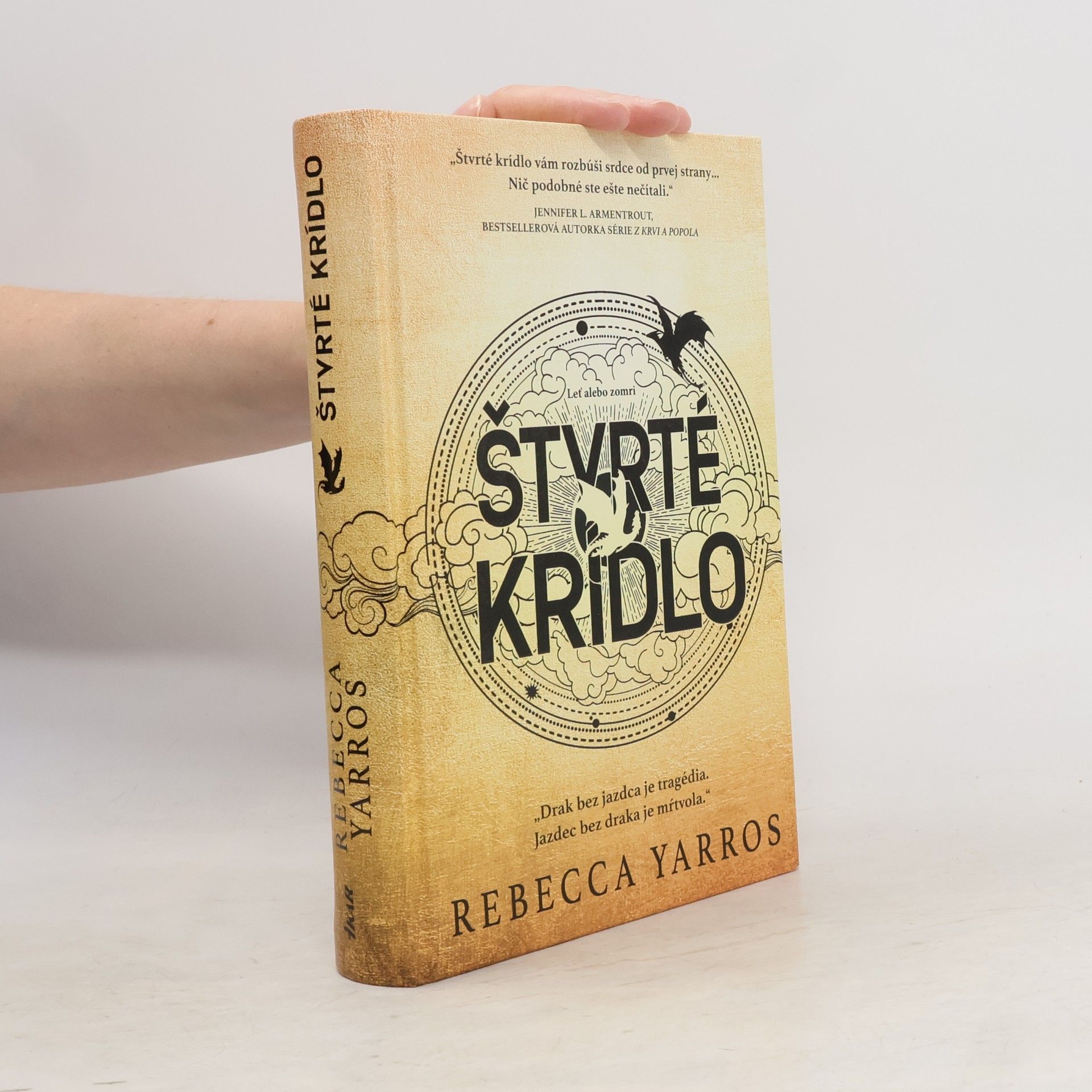 Rebecca Yarros Štvrté krídlo
