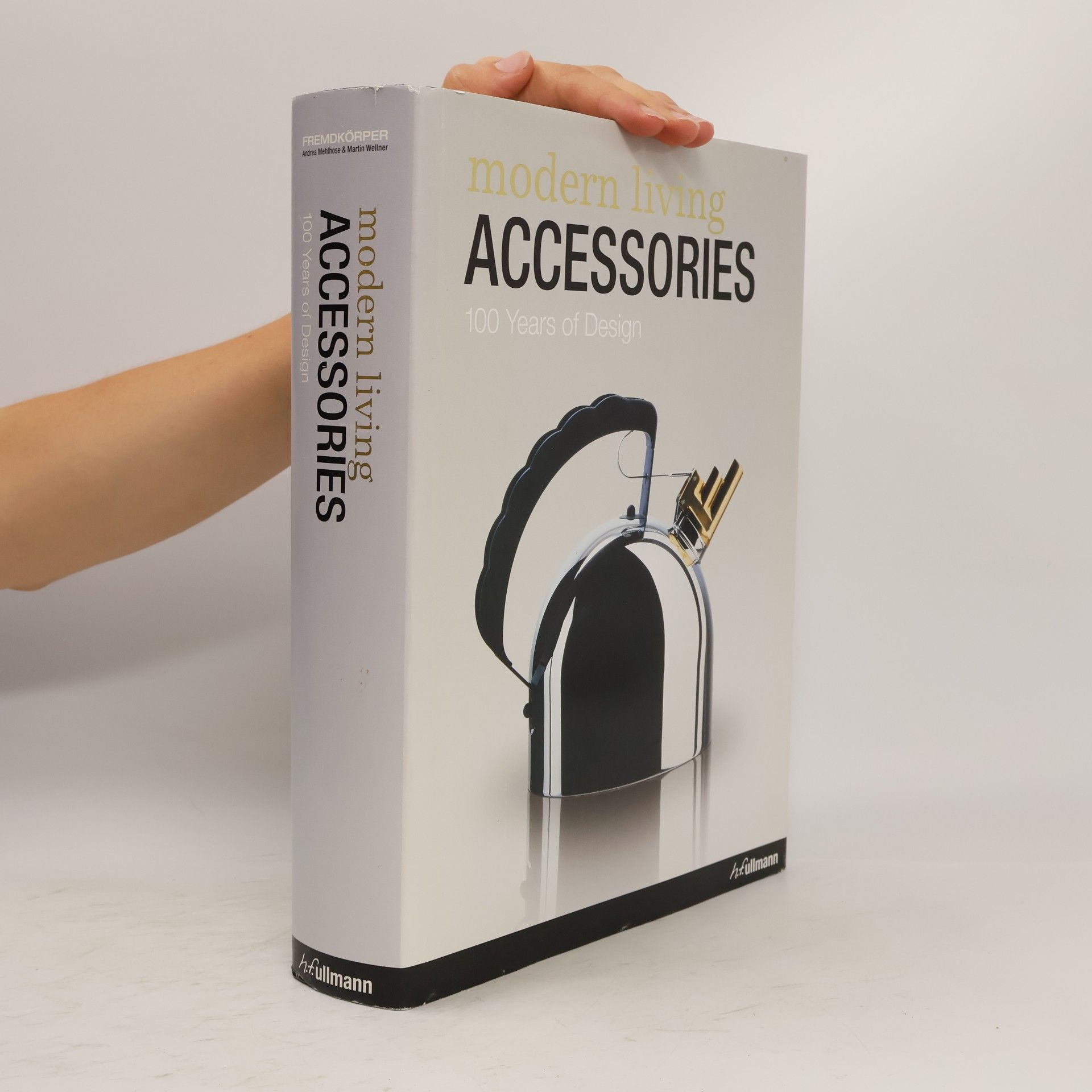 AA.VV. Modern Living Accessories