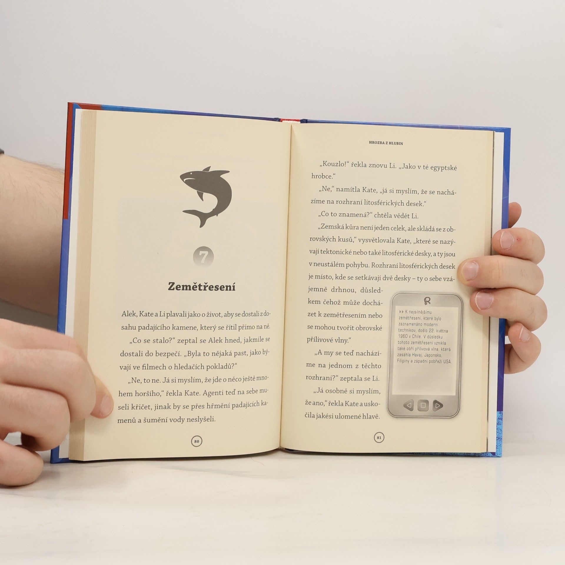 Autores varios Ripleyho záhady - R-tým. Hrozba z hlubin