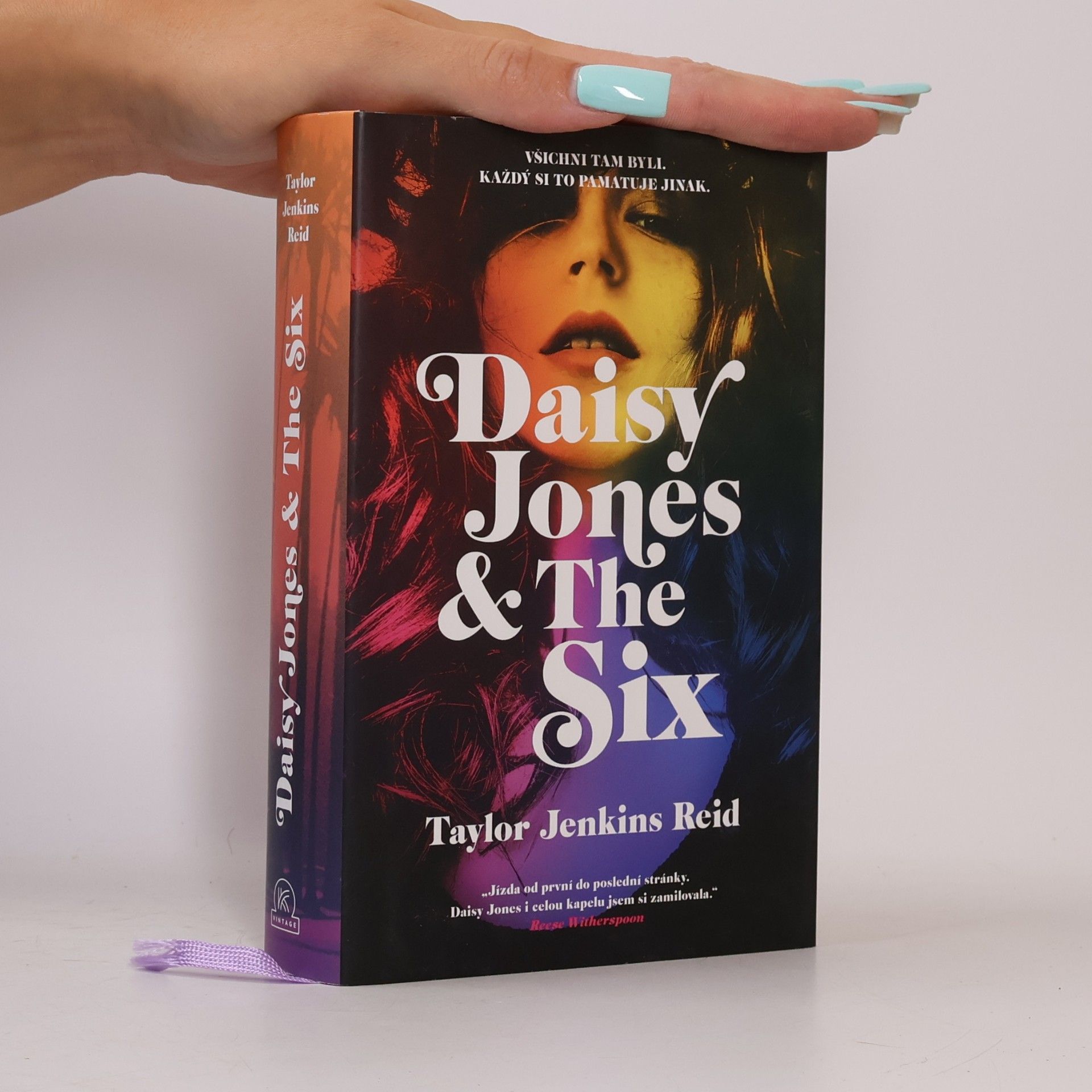 Taylor Jenkins Reid Daisy Jones & The Six