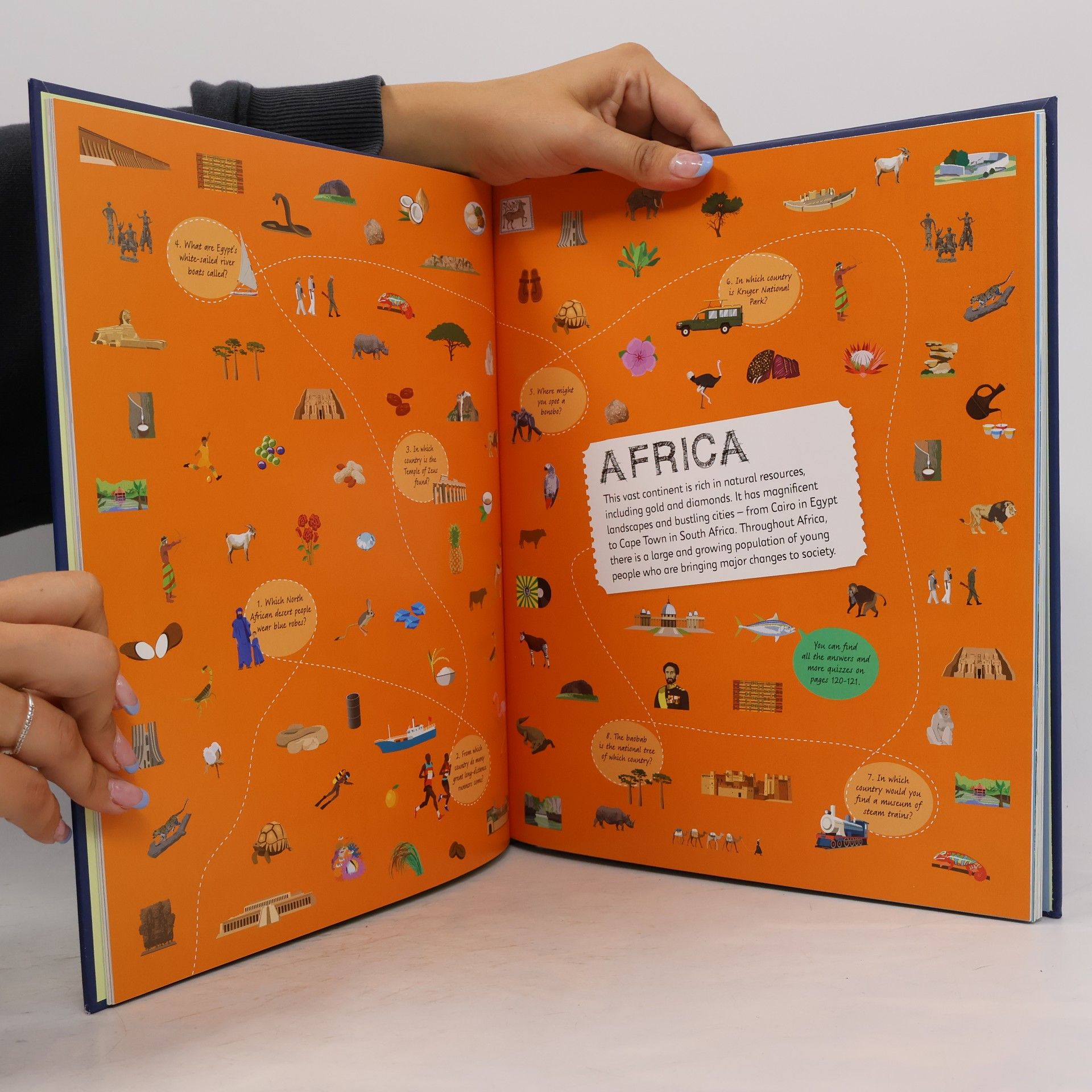 Dorling Kindersley Children's Illustrated Atlas