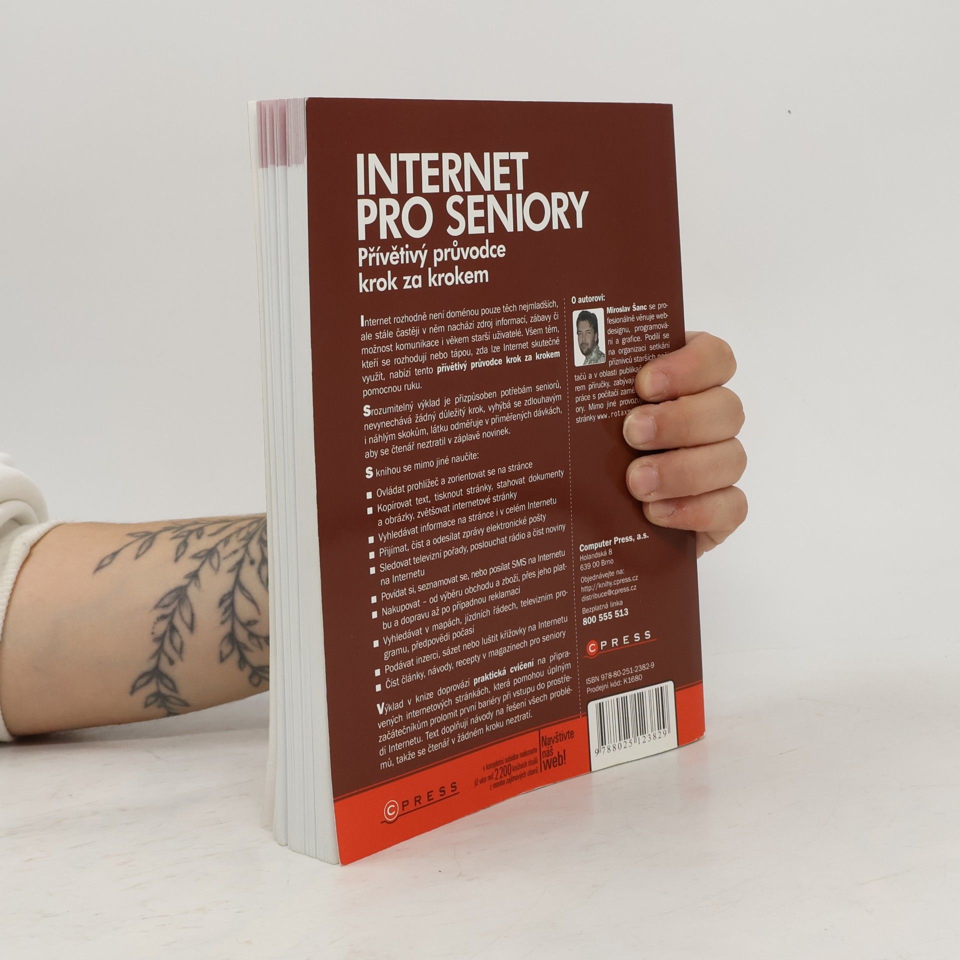 Miroslav Šanc Internet pro seniory. Přívětivý průvodce krok za krokem