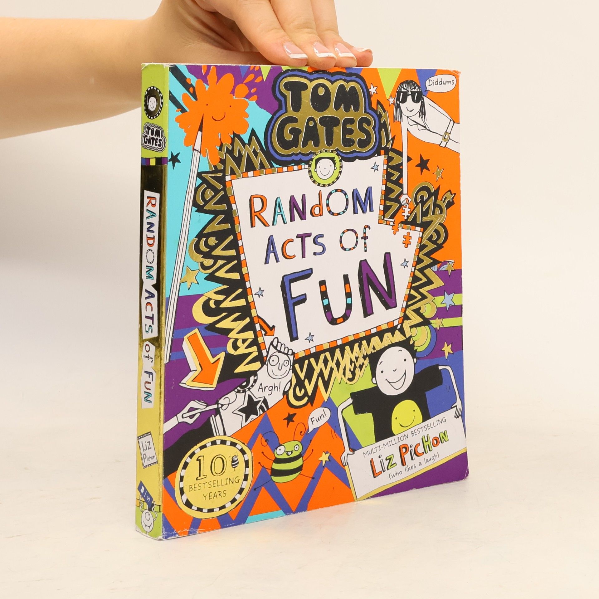 Liz Pichon Tom Gates 19: Random Acts of Fun