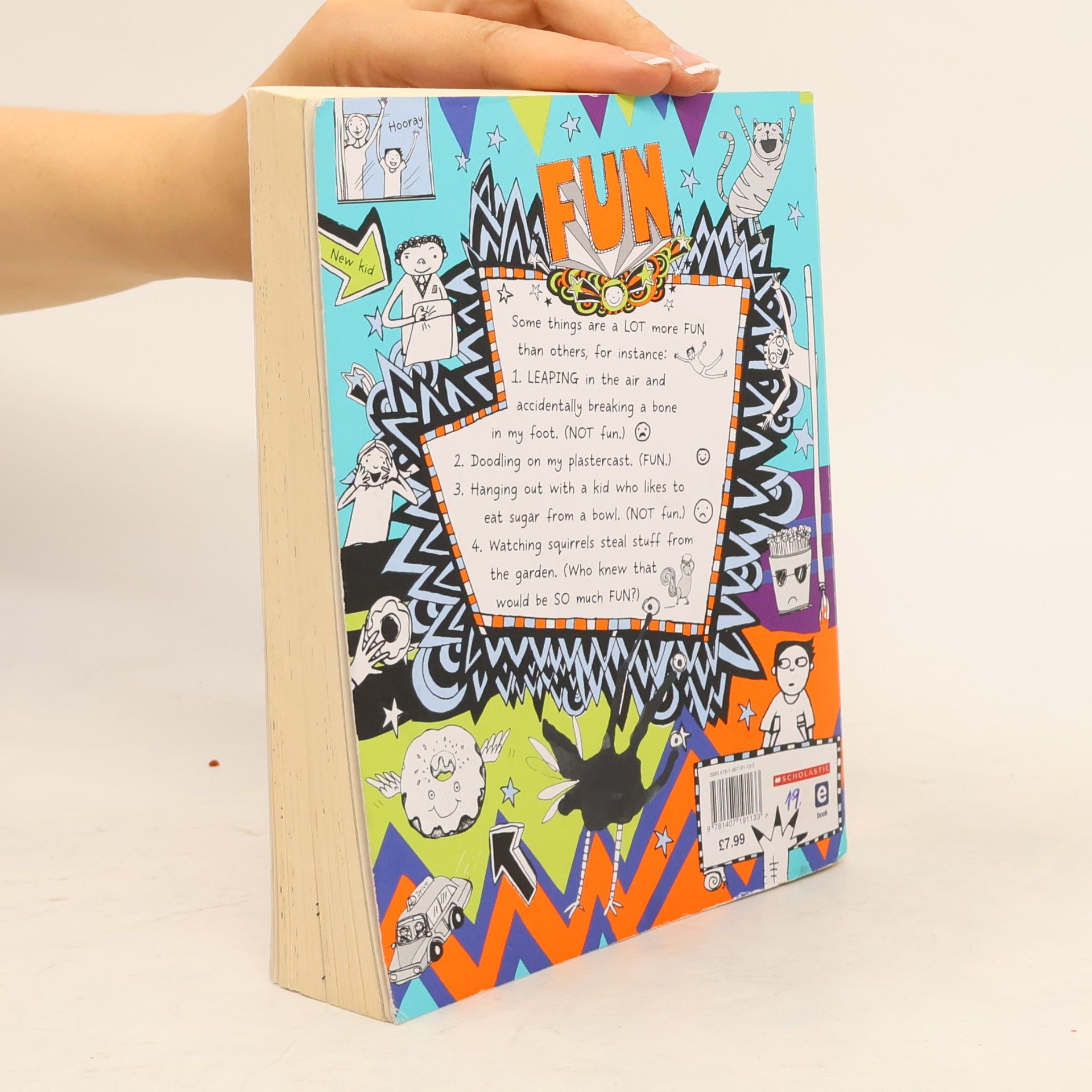 Liz Pichon Tom Gates 19: Random Acts of Fun