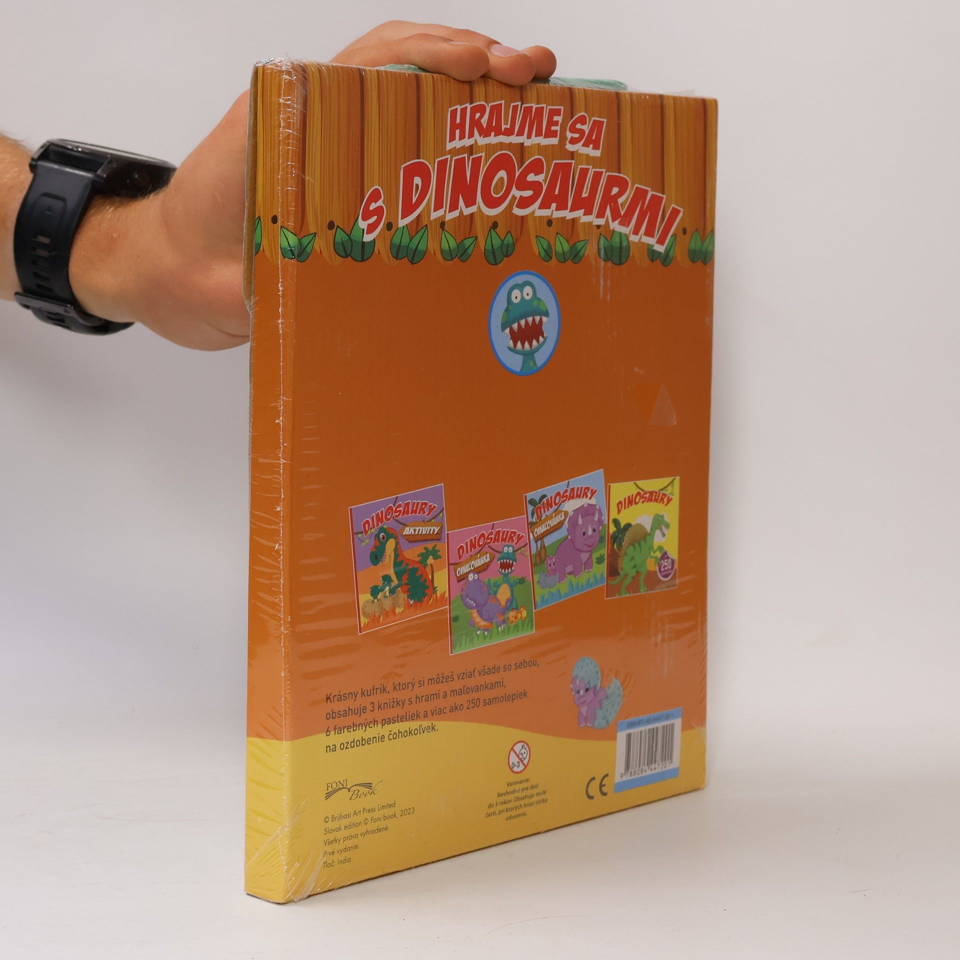Autorenkollektiv Hrajme sa s dinosaurmi