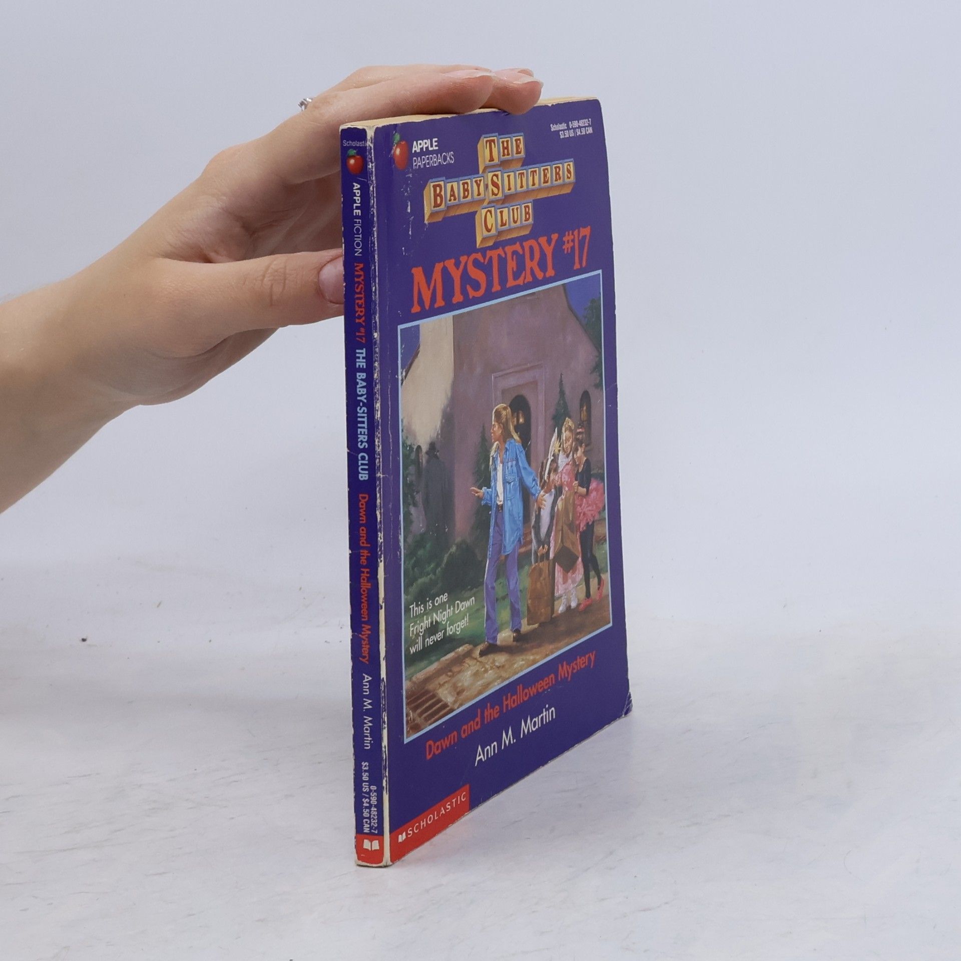 Ann M. Martin Dawn and the Halloween Mystery