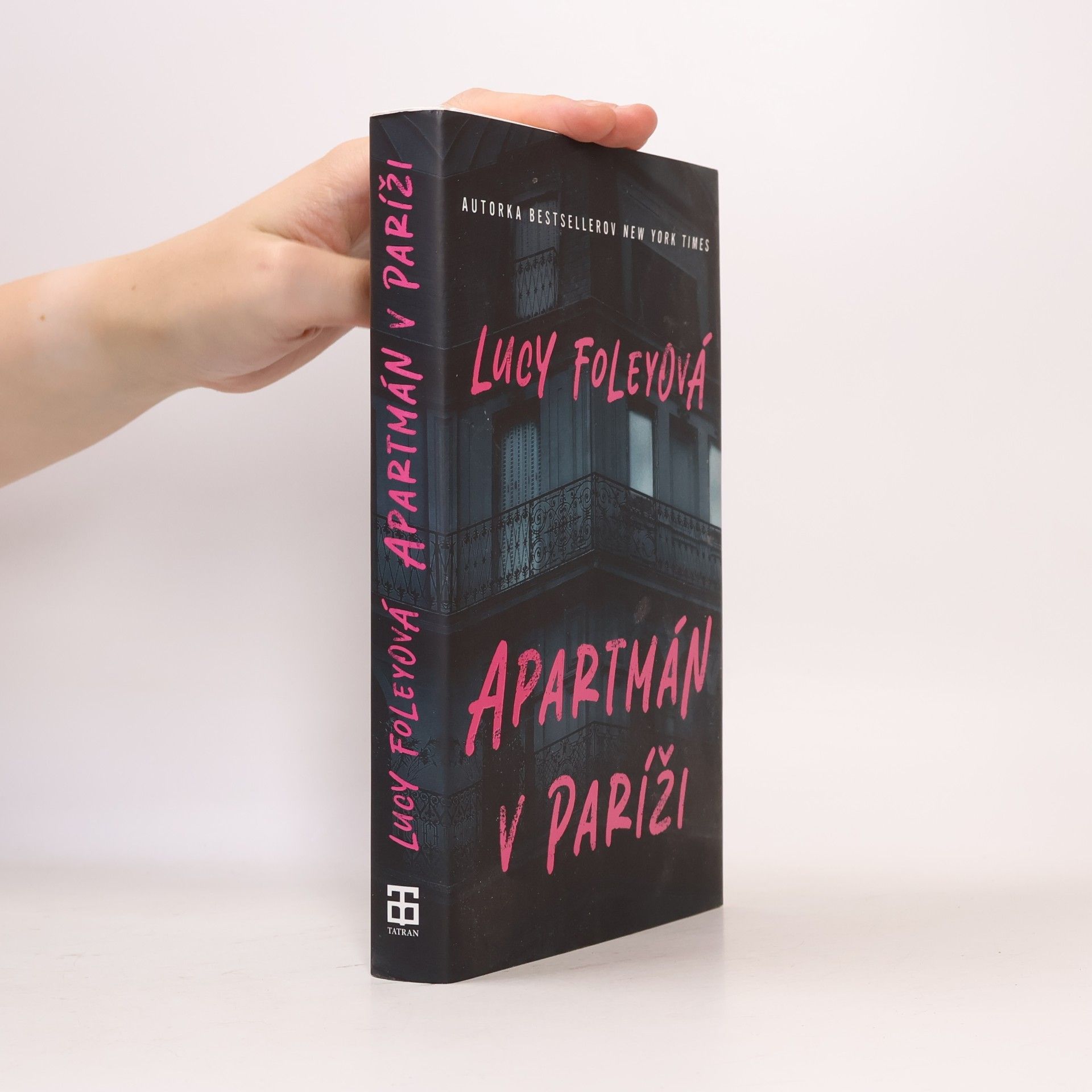 Lucy Foley Apartmán v Paríži