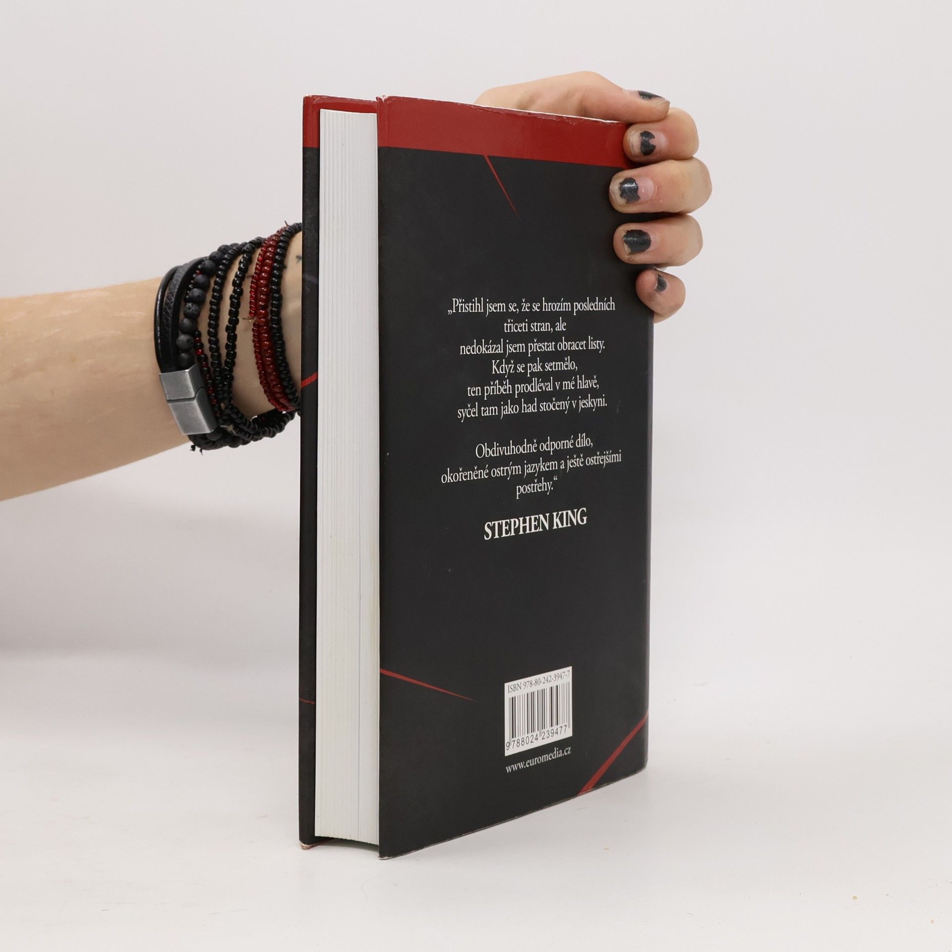 Gillian Flynn Ostré předměty