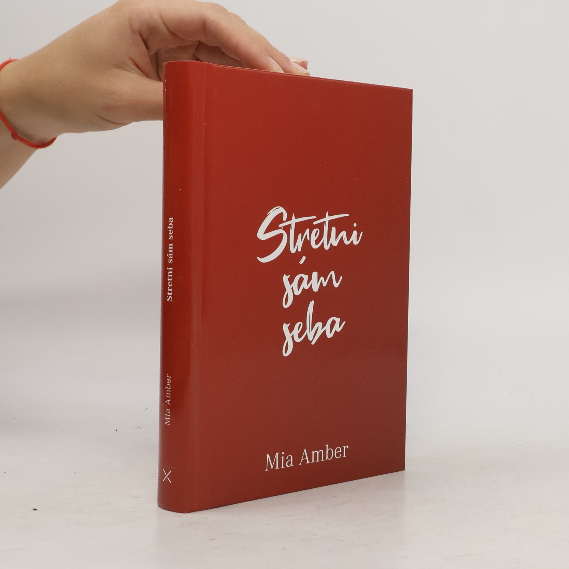 Mia Amber Stretni sám seba