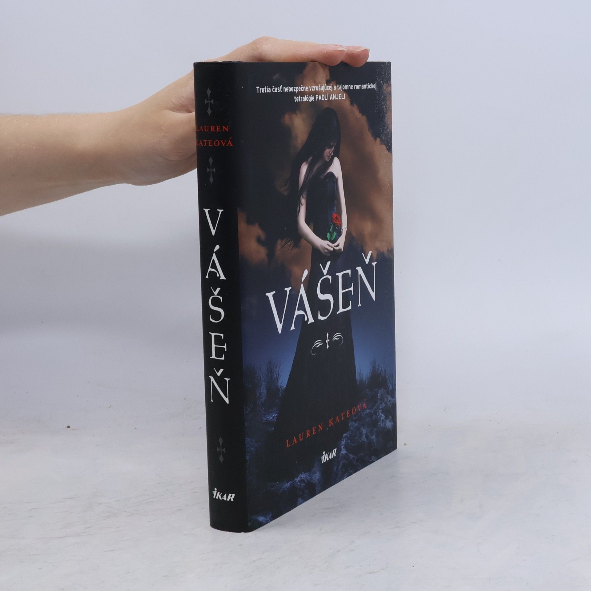 Lauren Kate Vášeň