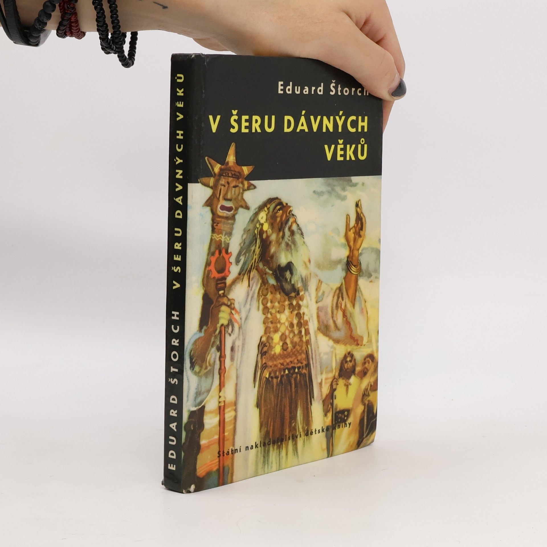 Eduard Štorch V šeru dávných věků