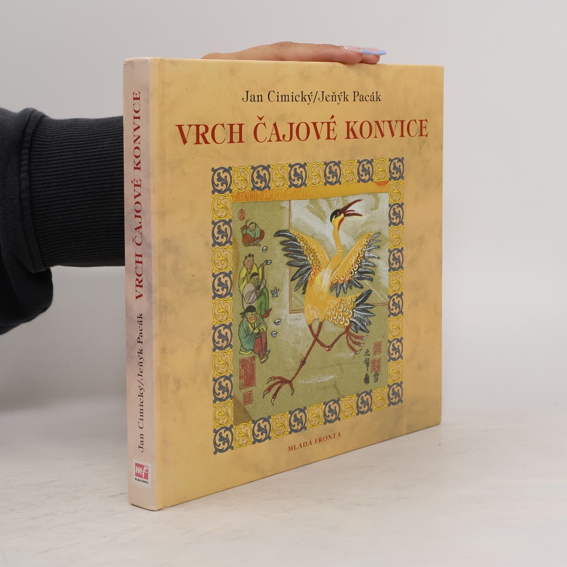Vrch čajové konvice