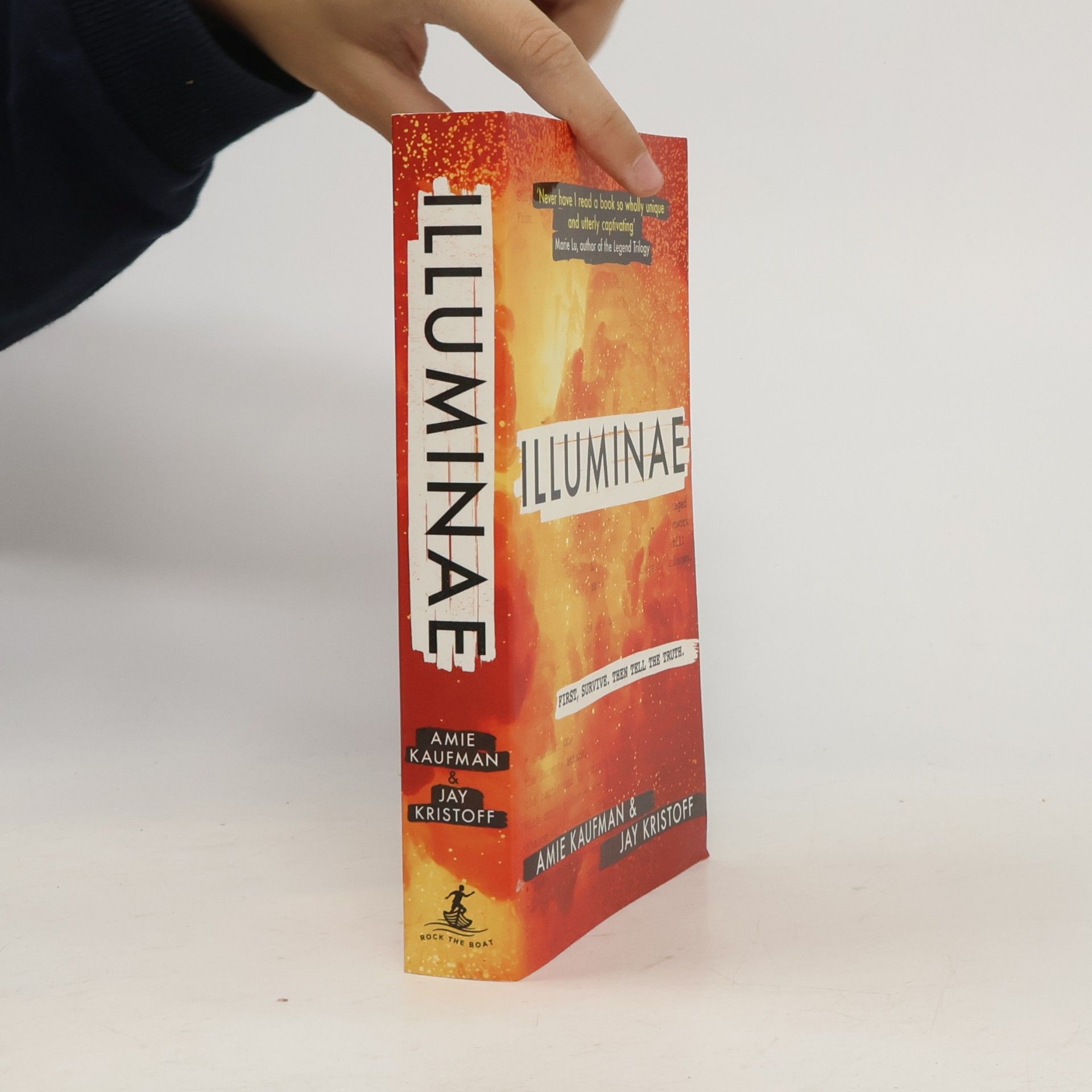 Amie Kaufman Illuminae