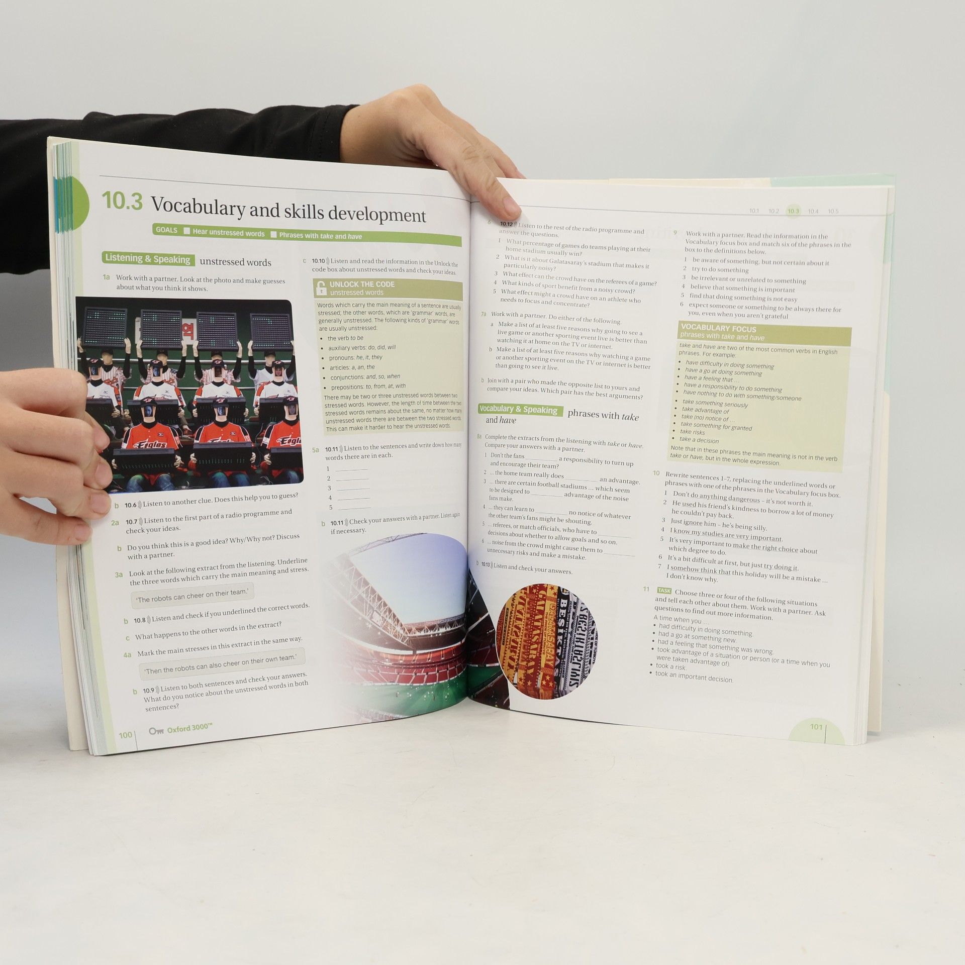 Autorenkollektiv Navigate B1+ : intermediate. Coursebook with video and Oxford Online Skills