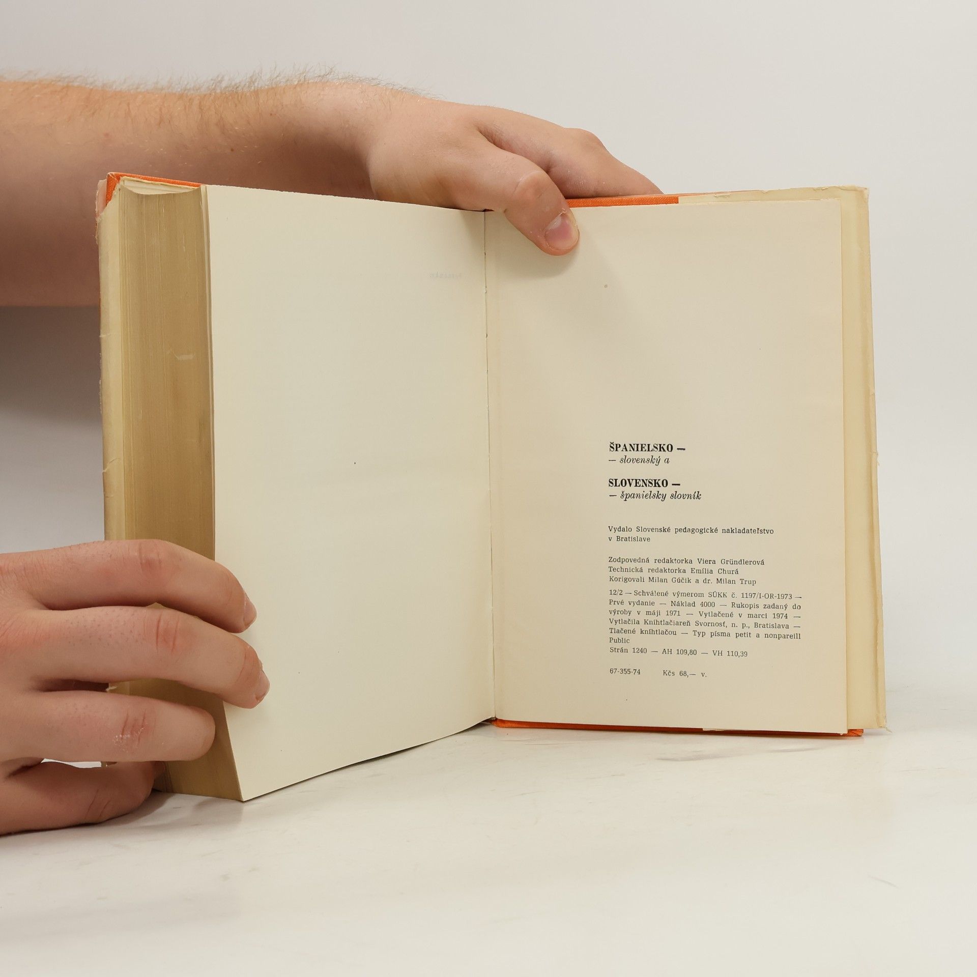 Collectif d'auteurs Španielsko-slovenský a slovensko-španielsky slovník
