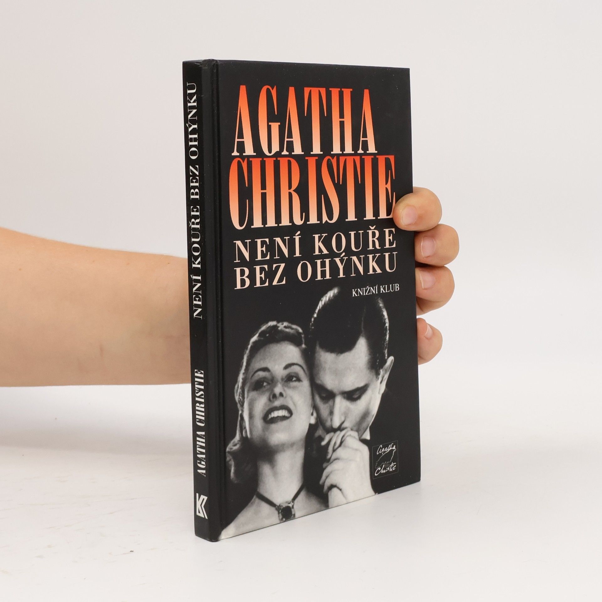 Agatha Christie Není kouře bez ohýnku