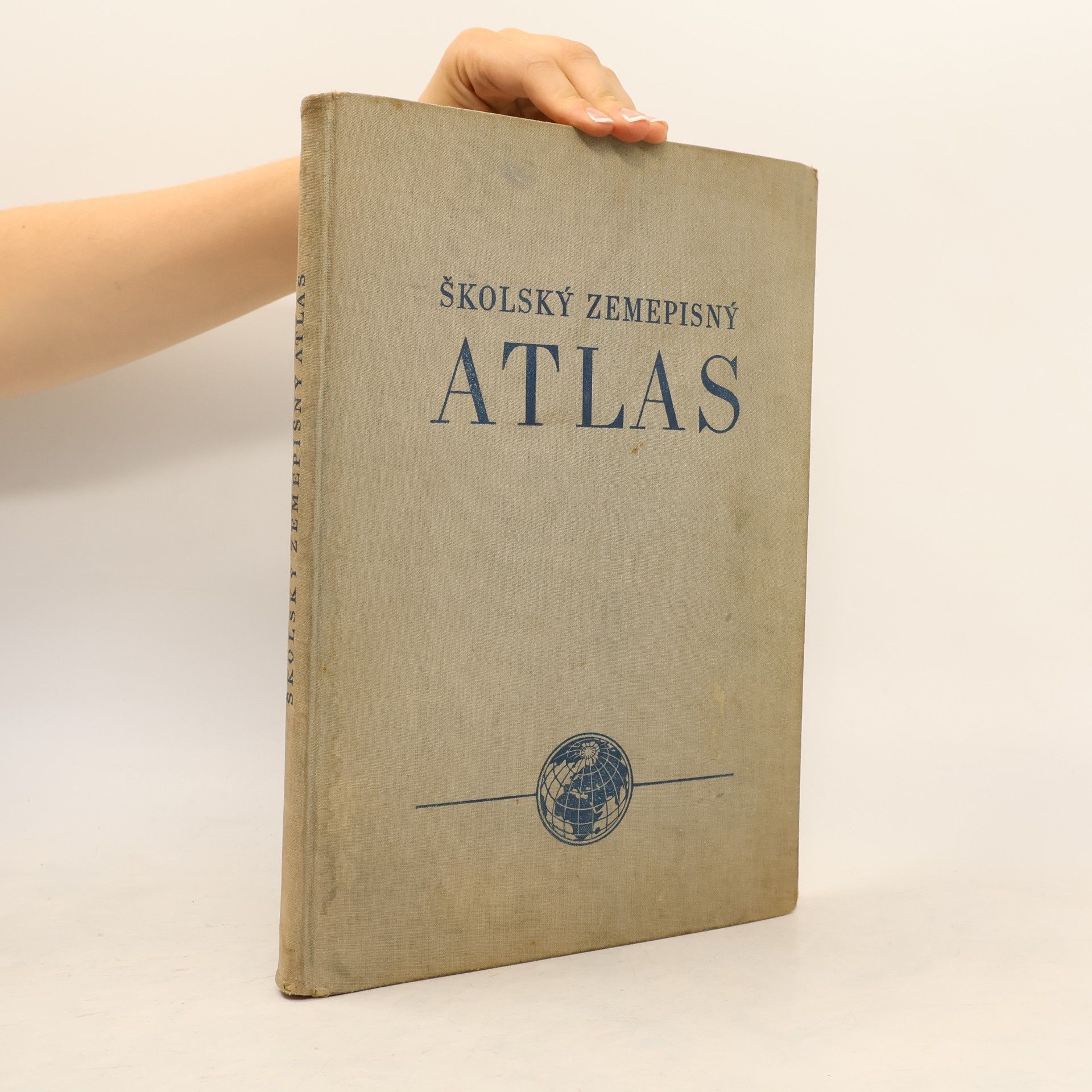Karel Kuchař Školní zeměpisný atlas
