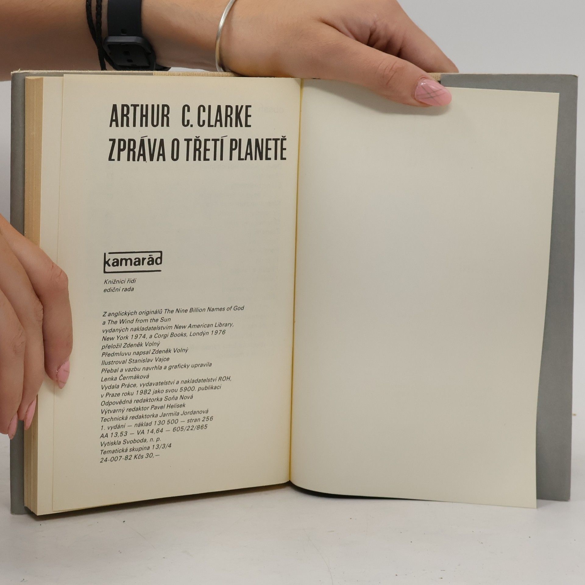 Arthur Charles Clarke Zpráva o třetí planetě