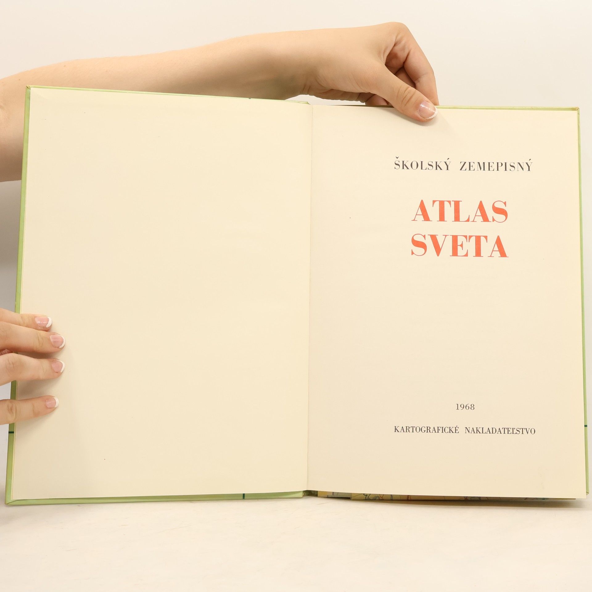 Kolektiv autorů Školský zemepisný atlas sveta