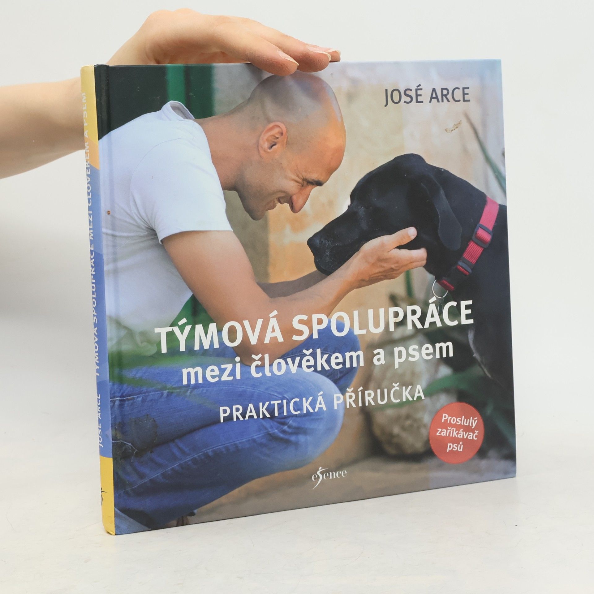 José Arce Týmová spolupráce mezi člověkem a psem