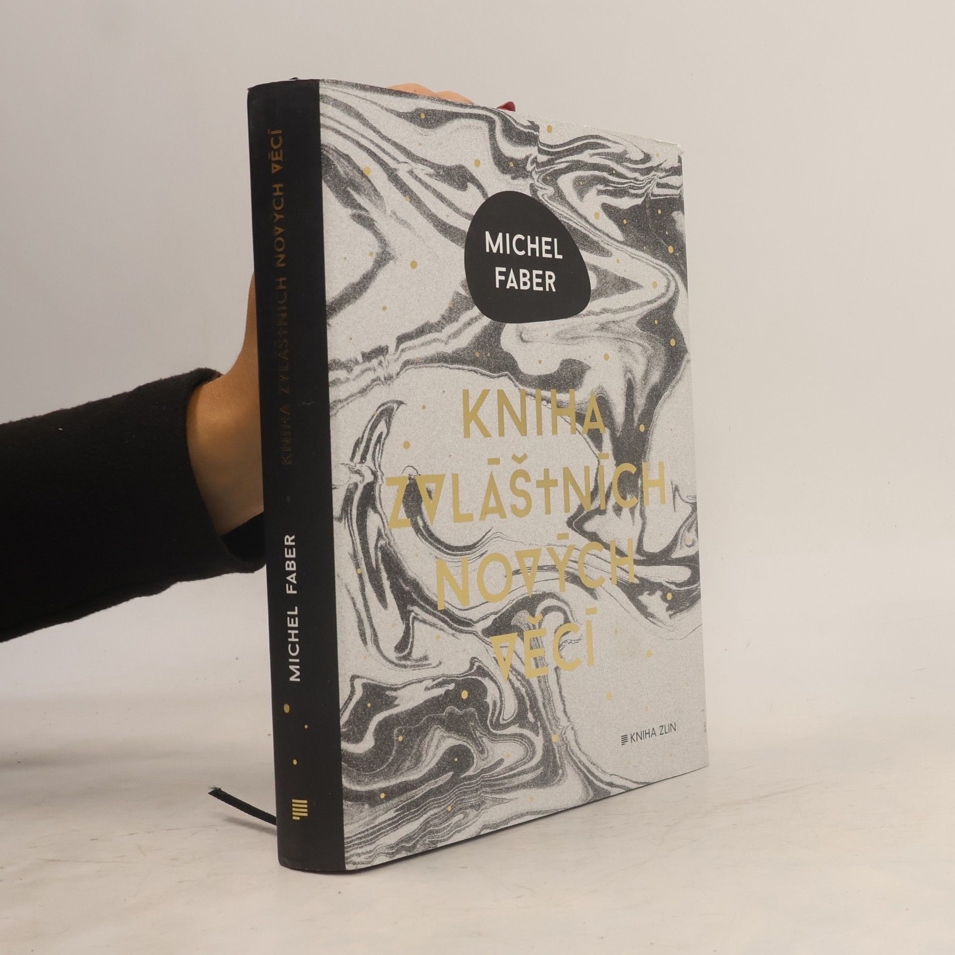 Michel Faber Kniha zvláštních nových věcí