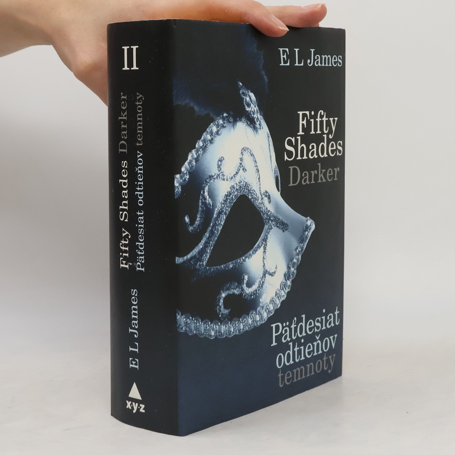 E. L. James Päťdesiat odtieňov temnoty