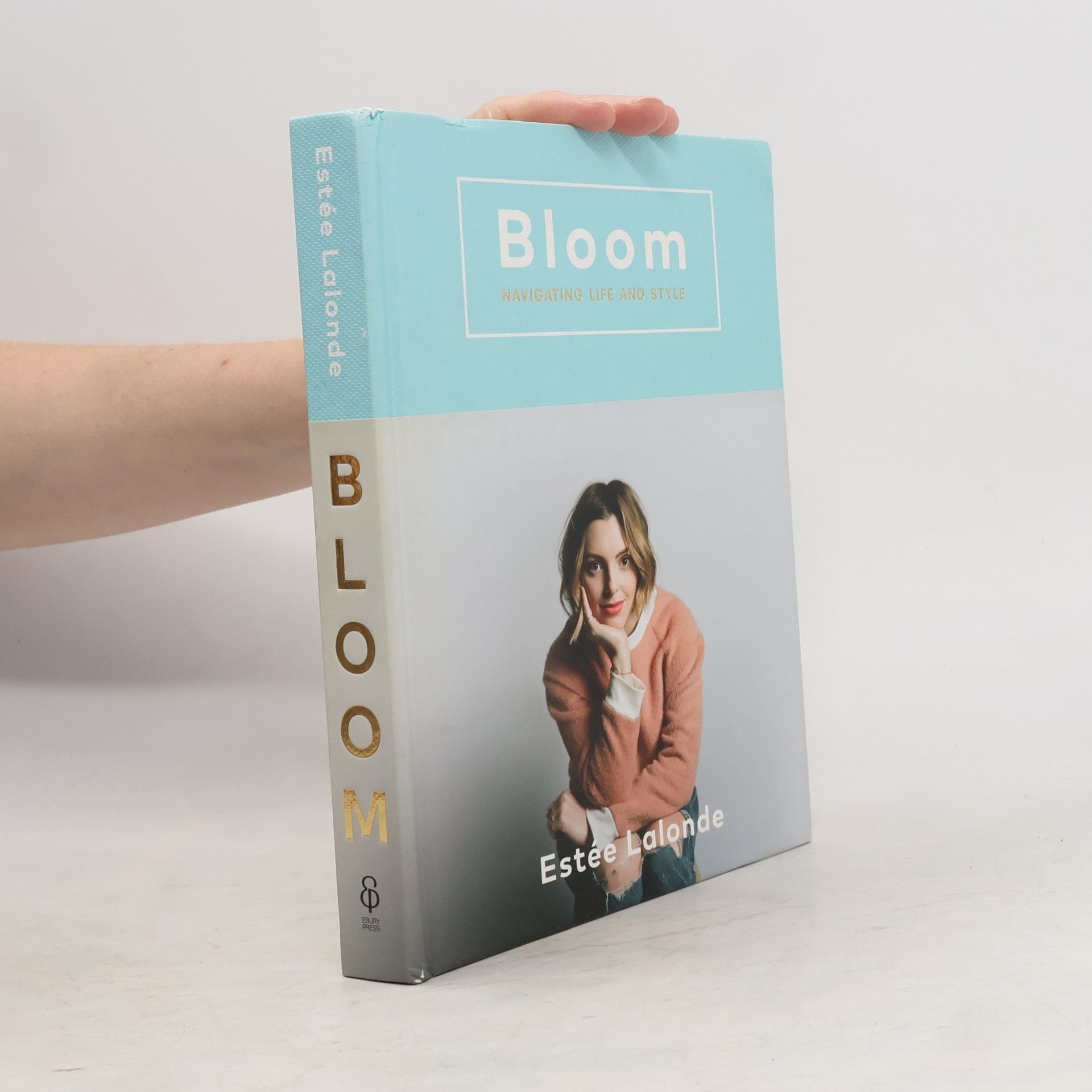 Este e. Lalonde Bloom. Navigating life and style
