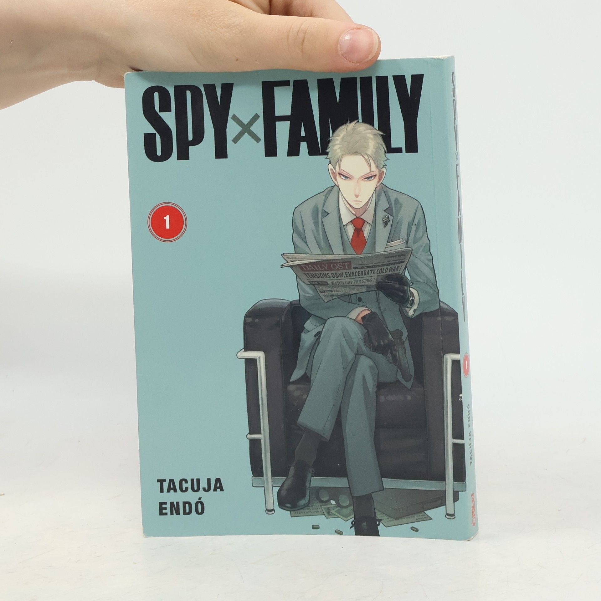 Tacuja Endó Spy x Family 1