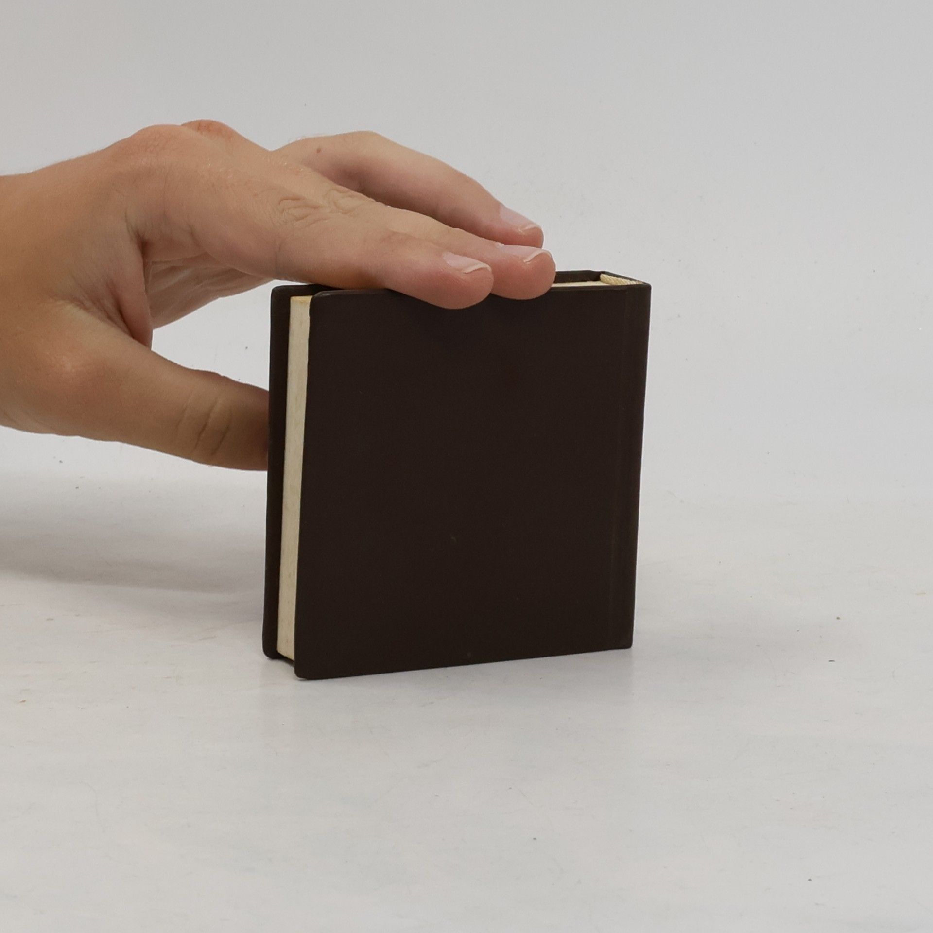 Various authors Neskoro je, neodchádzaj. Výber z Man'jóšú, antológie starojaponskej lyriky