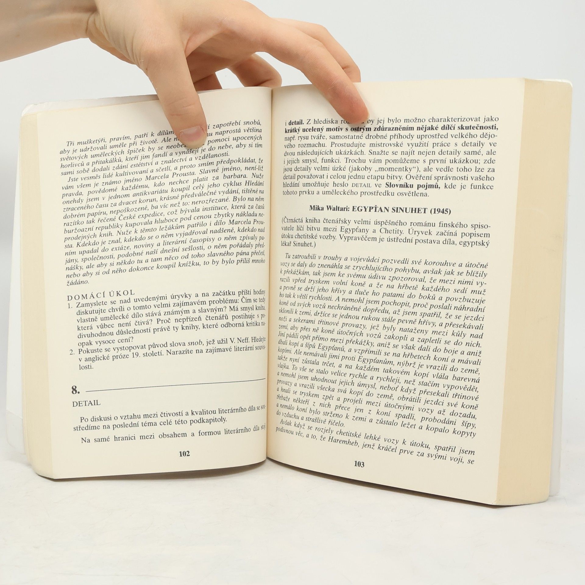 Jiří Kostečka Do světa literatury jinak
