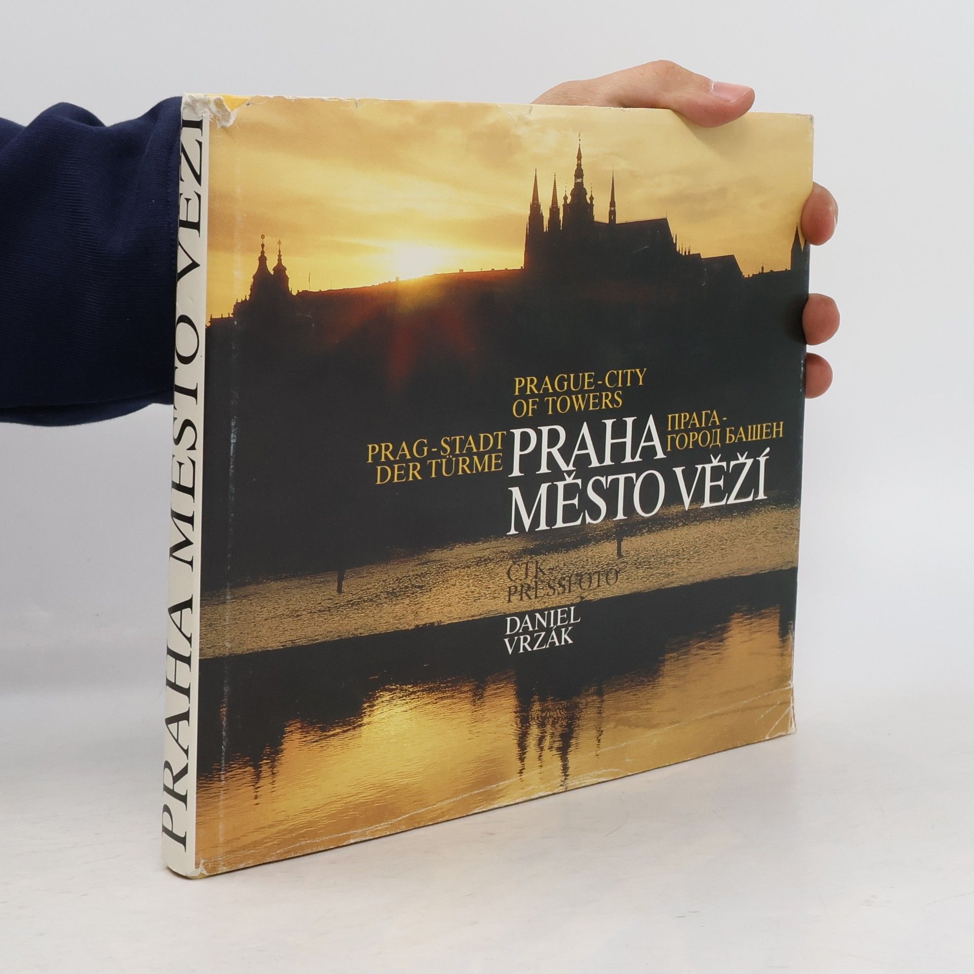 Daniel Vrzák Praha město věží