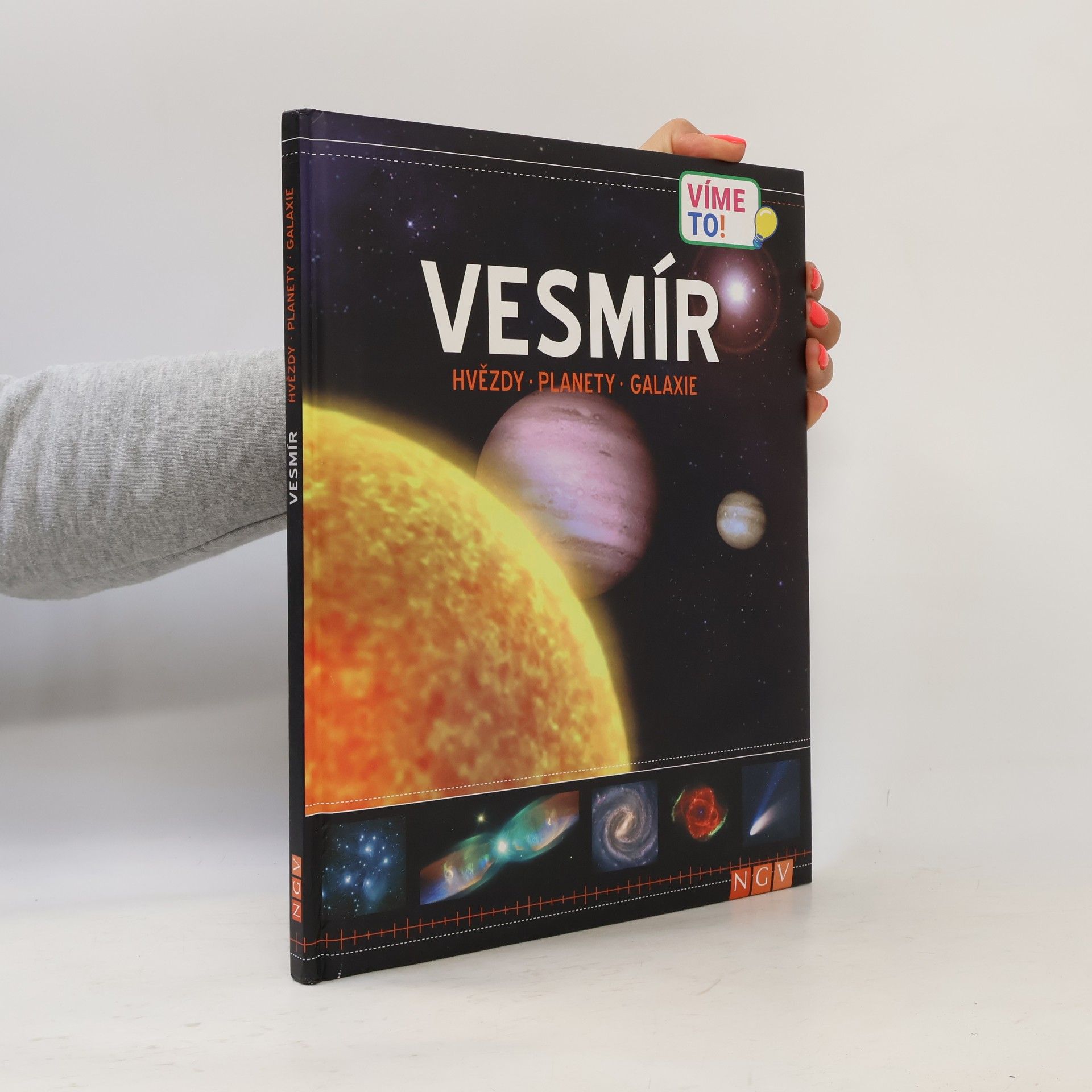 Autorenkollektiv Vesmír