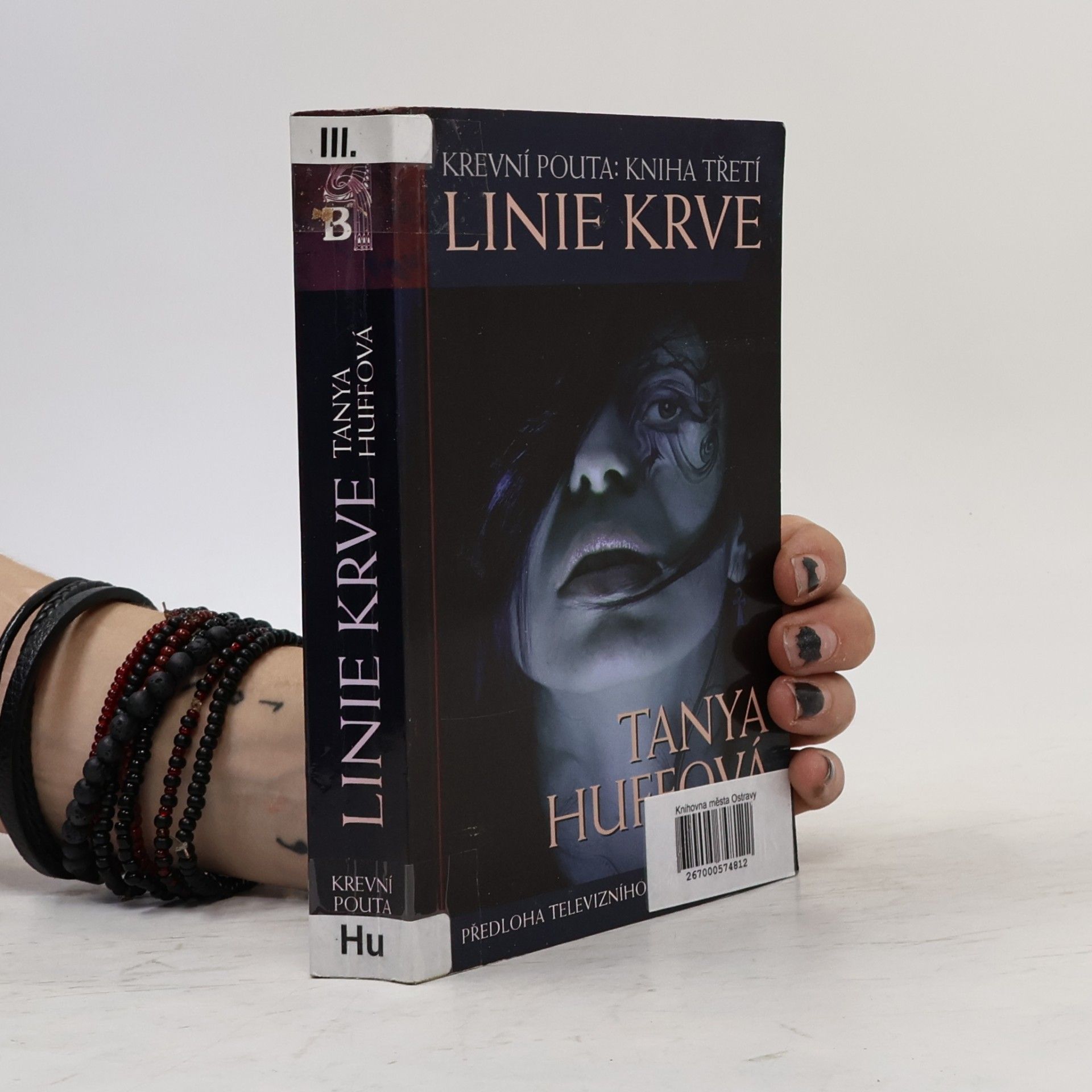 Tanya Huff Krevní pouta. Kniha třetí, Linie krve