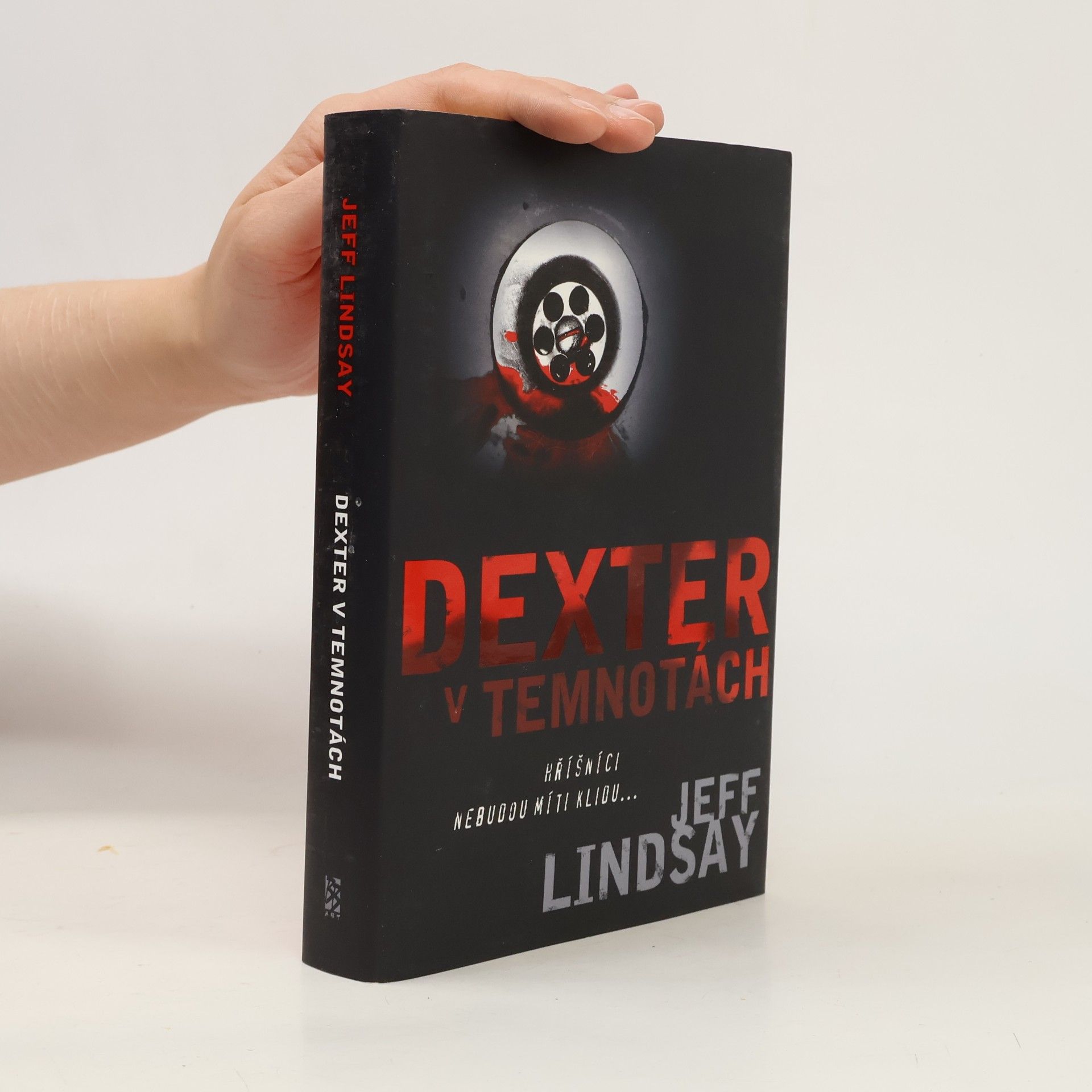 Jeff Lindsay Dexter v temnotách
