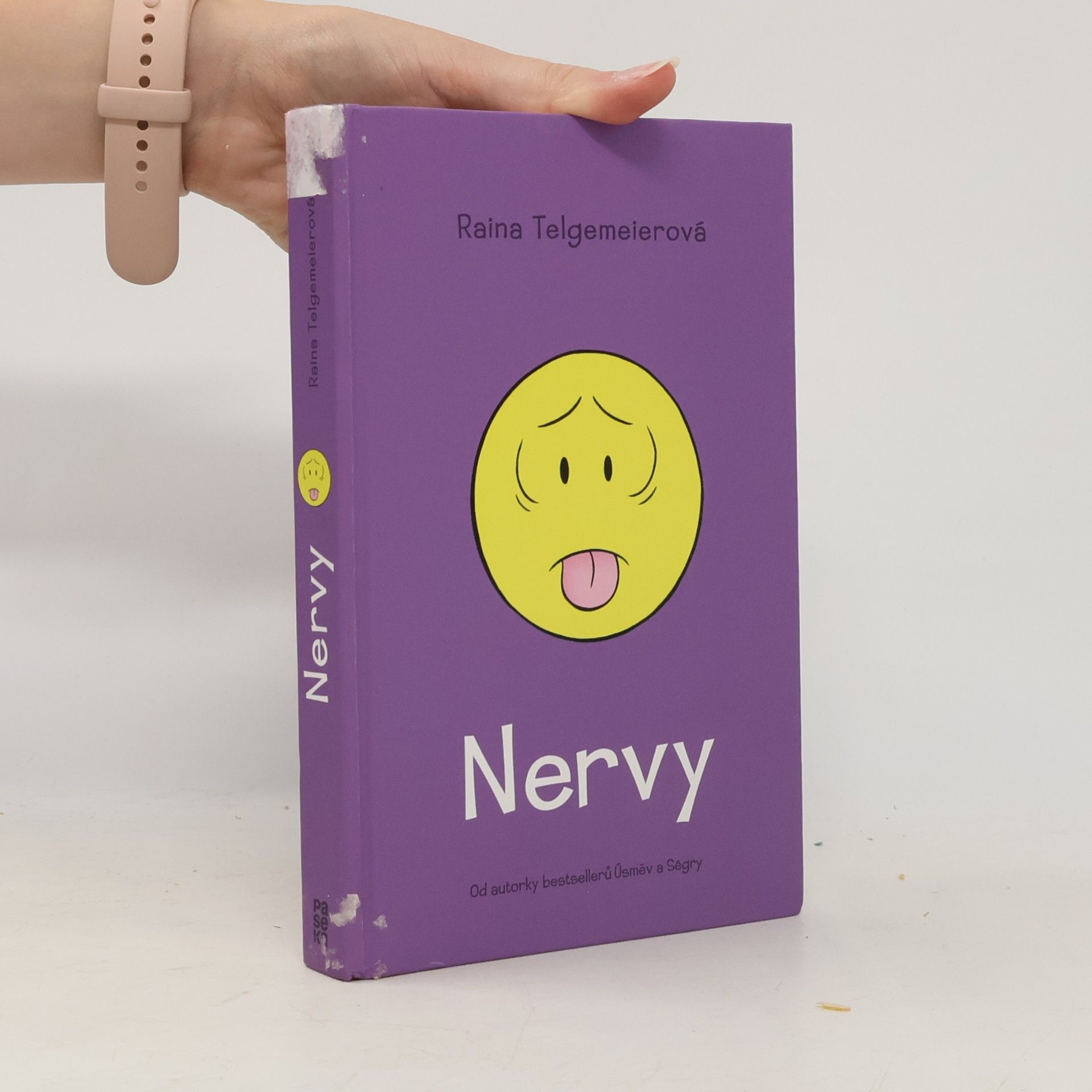 Raina Telgemeier Nervy