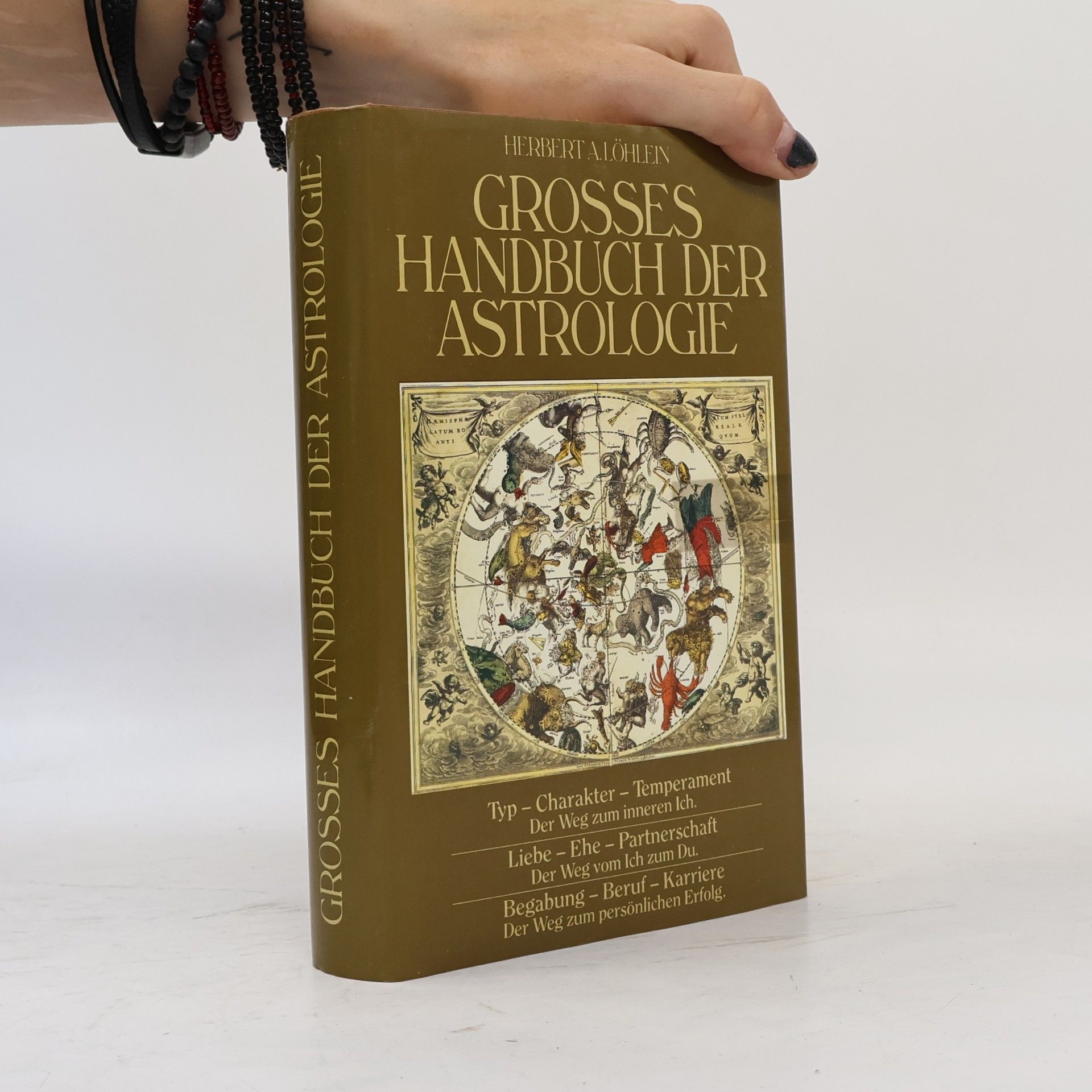 Grosses Handbuch der Astrologie