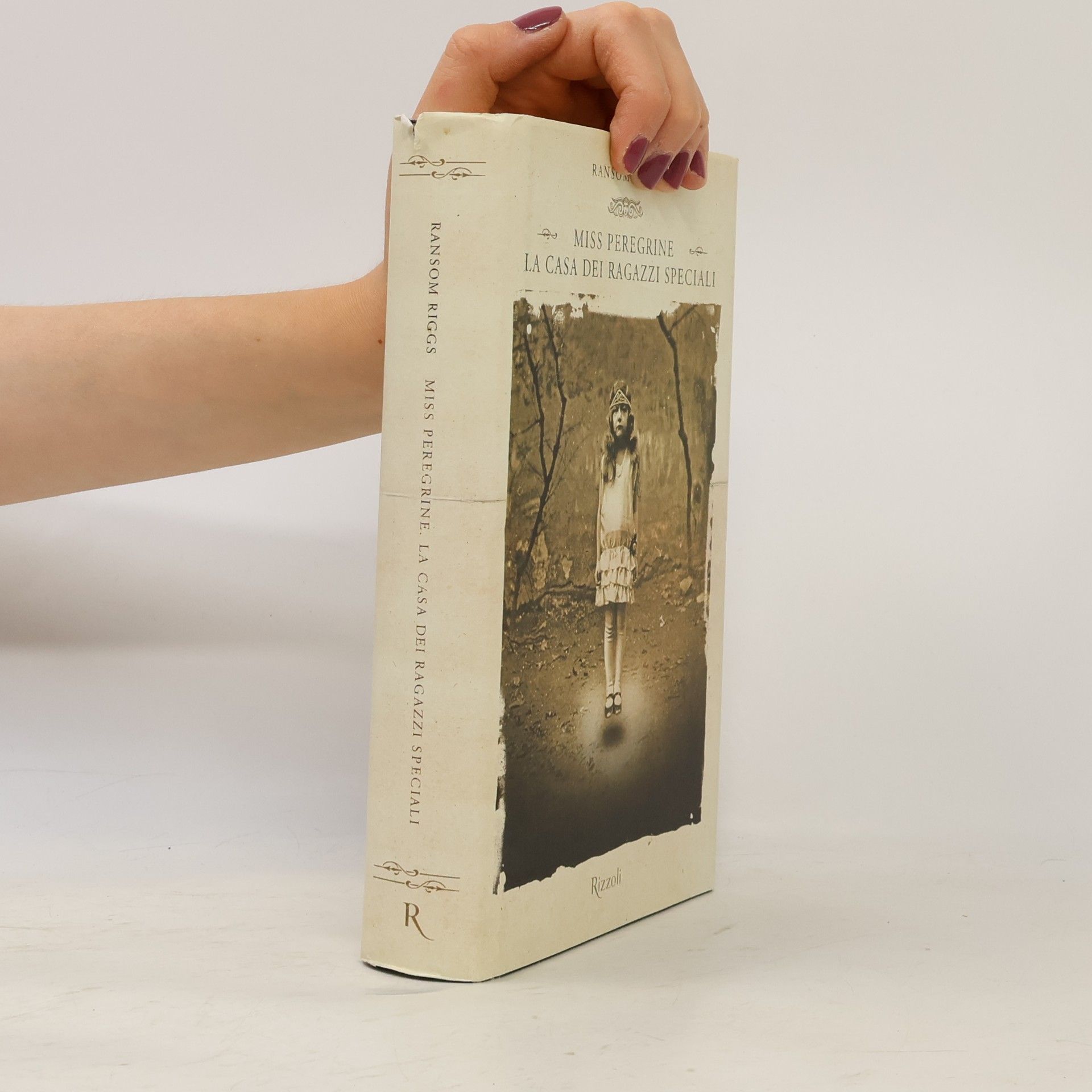 Ransom Riggs La casa dei ragazzi speciali. Miss Peregrine