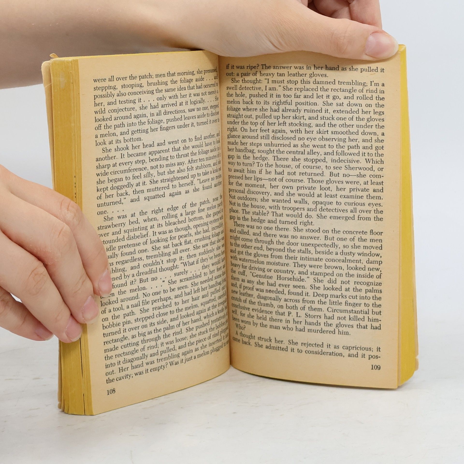 Rex Stout The Hand in the Glove