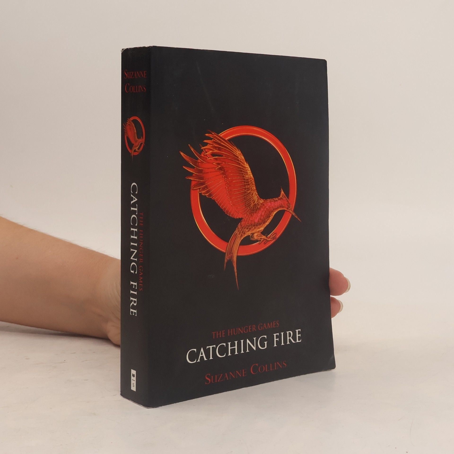 Suzanne Collinsová Catching Fire