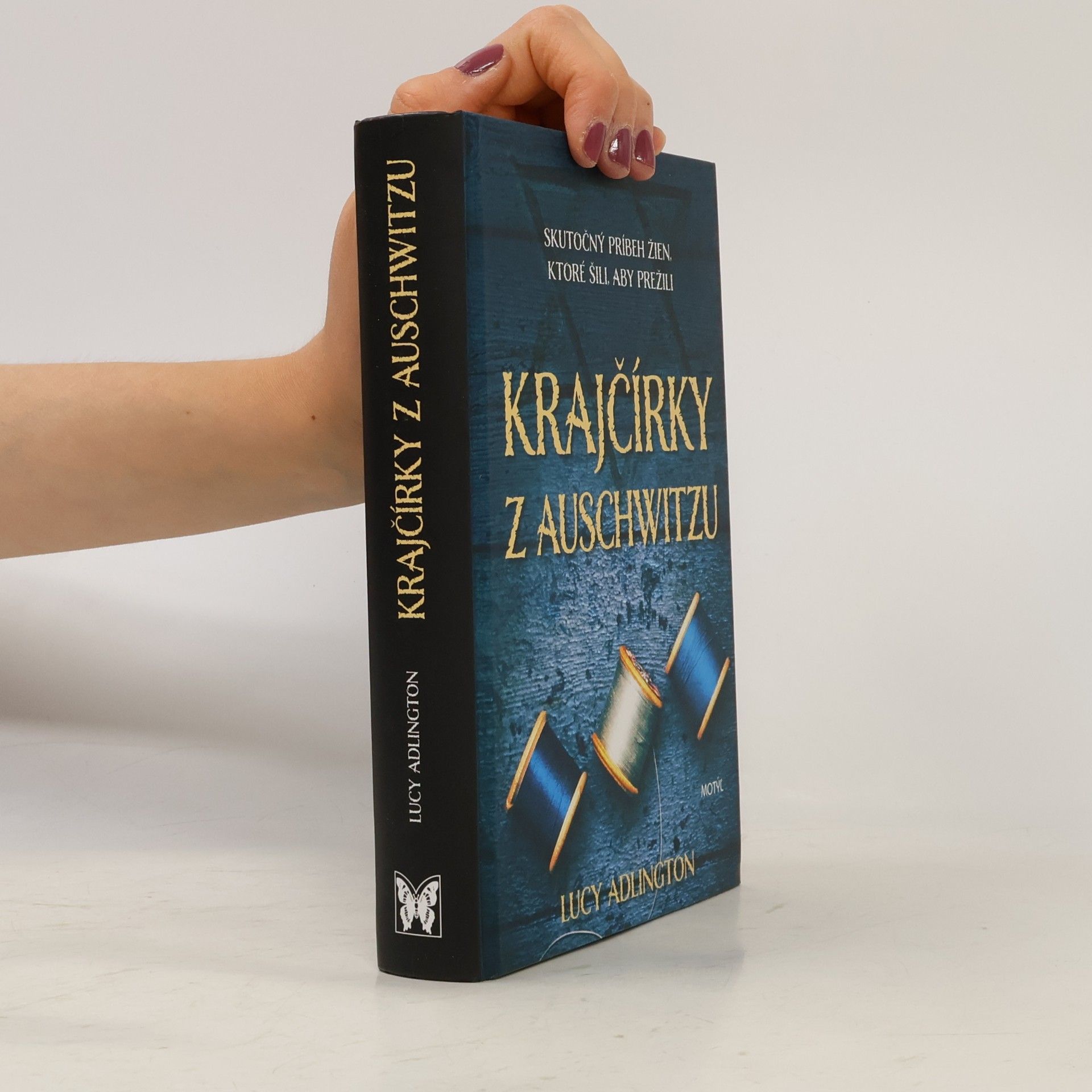 Lucy Adlington Krajčírky z Auschwitzu